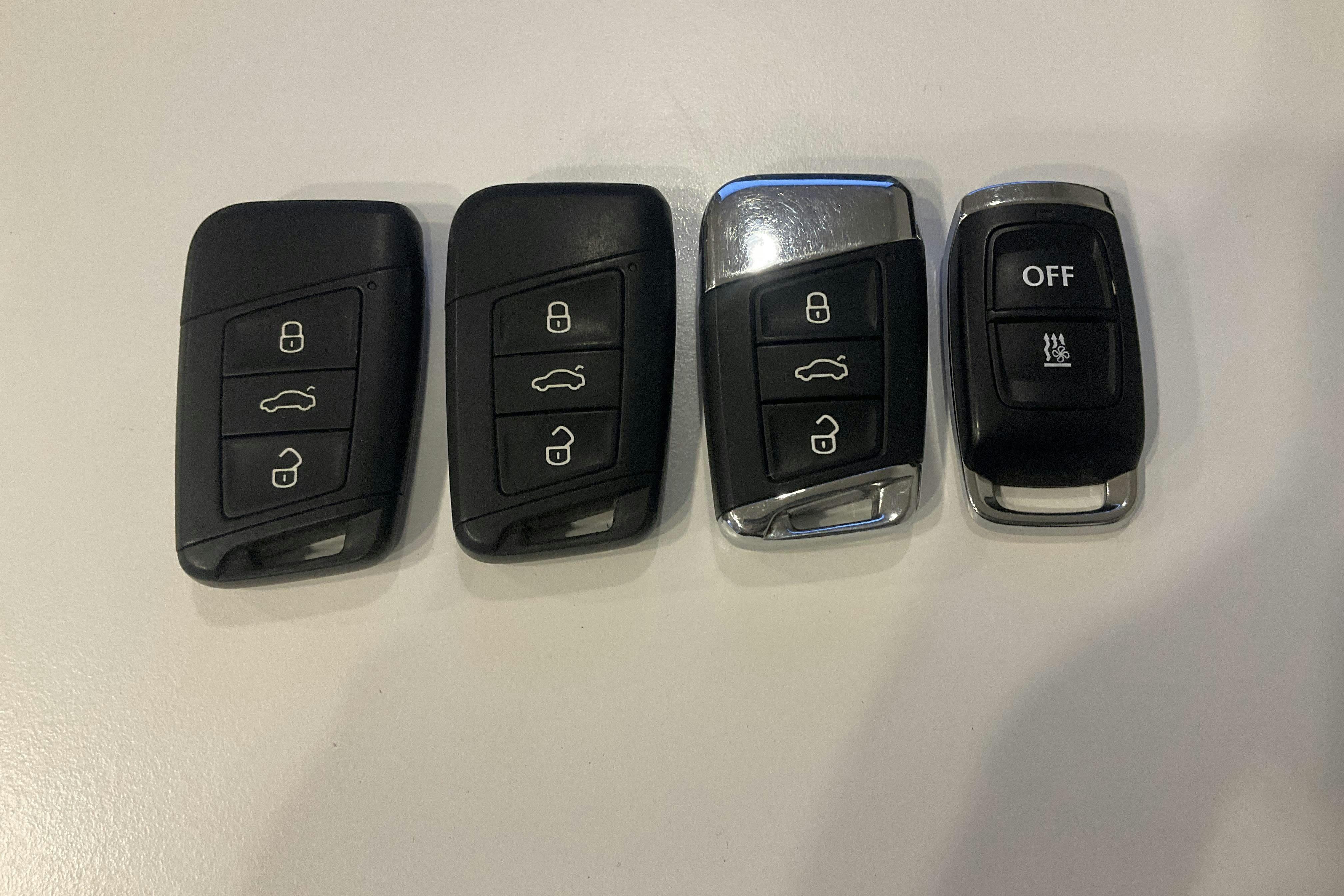 Presentationsfoto 24 av 24: Skoda Superb 2.0 TDI 4x4 Kombi (190hk) - 12 511 mil - Automat - Dark Grey - 2019