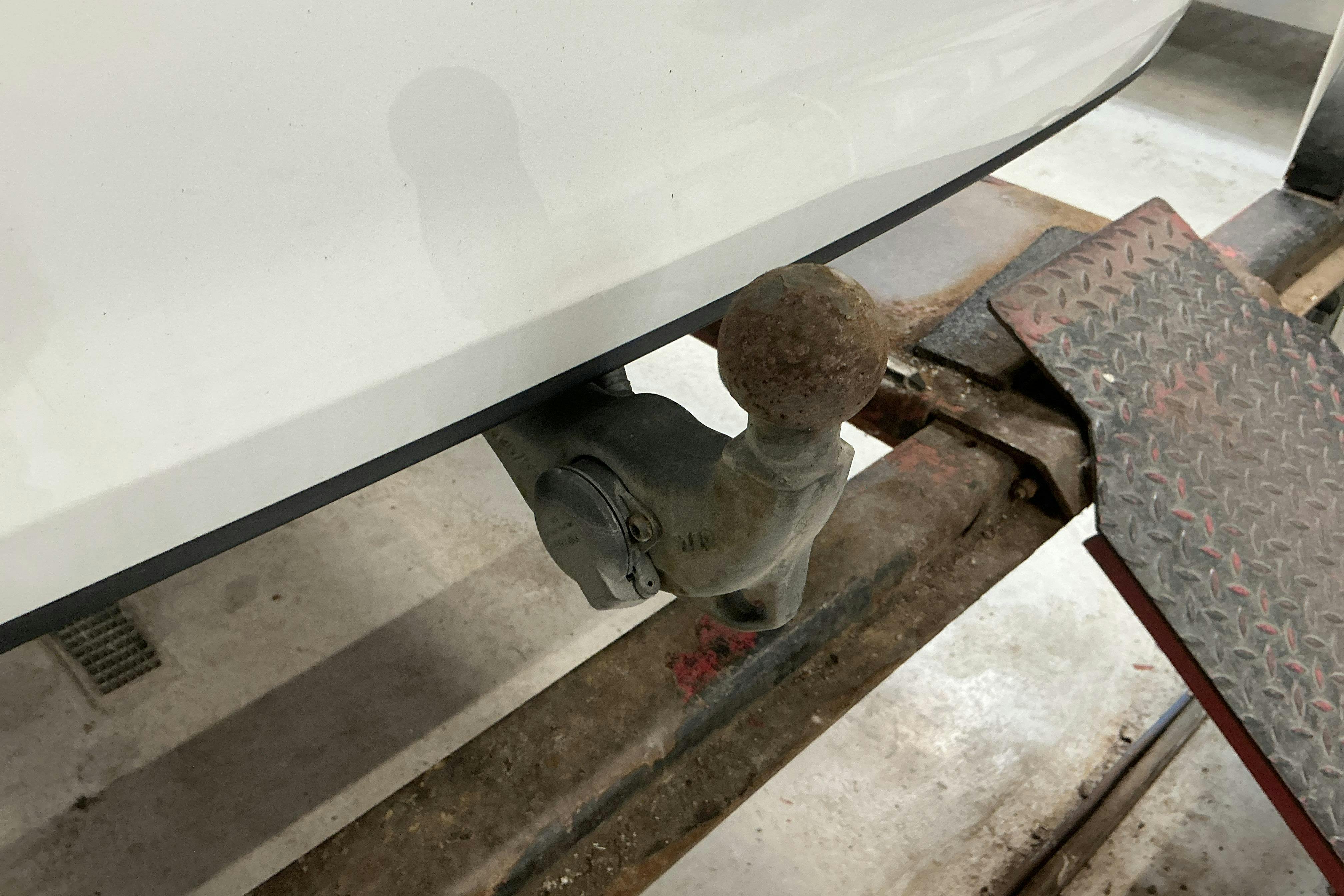 Presentationsfoto 16 av 16: VW Golf VII 1.2 TSI Sportscombi (110hk) - 10 429 mil - Automat - vit - 2017