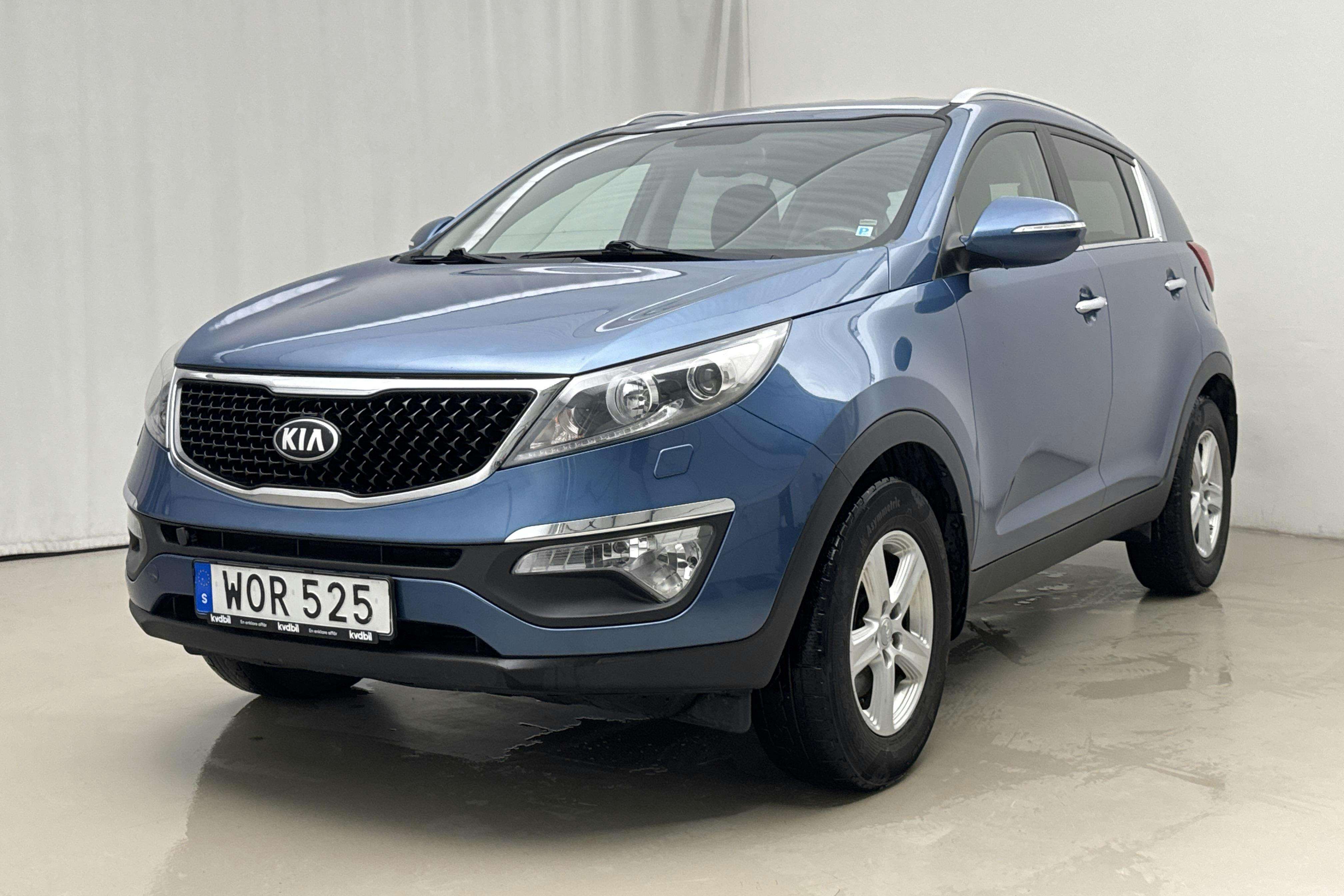 Presentationsfoto 1 av 16: KIA Sportage 1.6 2WD (136hk) - 14 158 mil - Manuell - blå - 2014