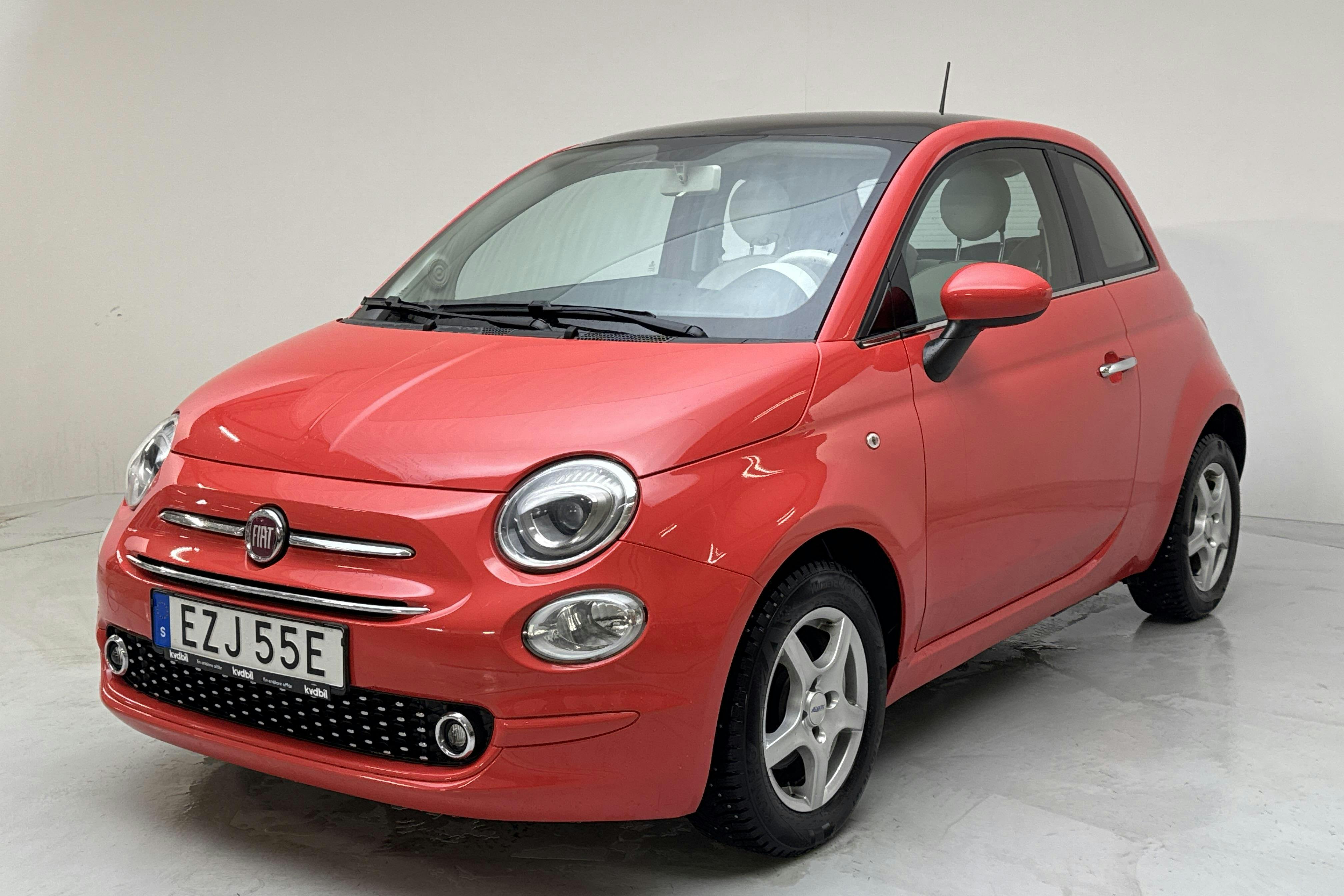 Præsentationsfoto 1 af 13: Fiat 500 1.2 (69hk) - 66 230 kilometer - Manuel - Rød farve - 2019