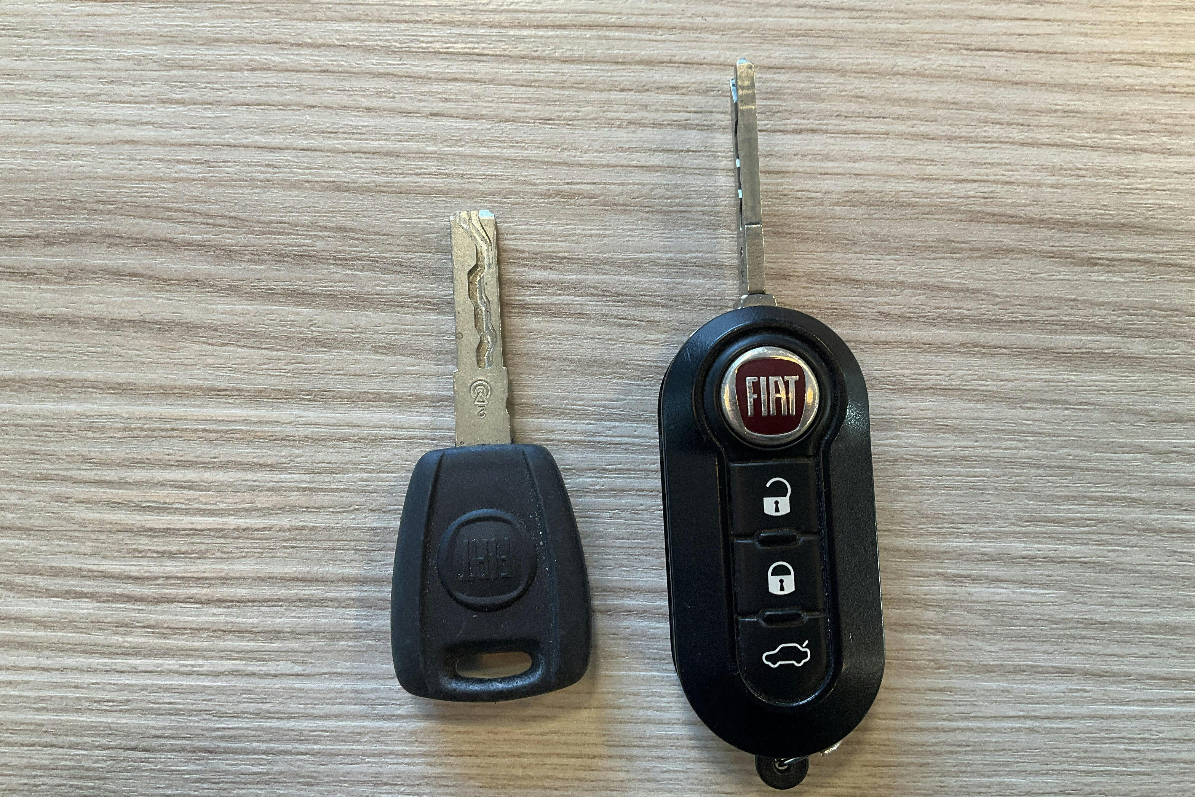 Præsentationsfoto 13 af 13: Fiat 500 1.2 (69hk) - 66 230 kilometer - Manuel - Rød farve - 2019