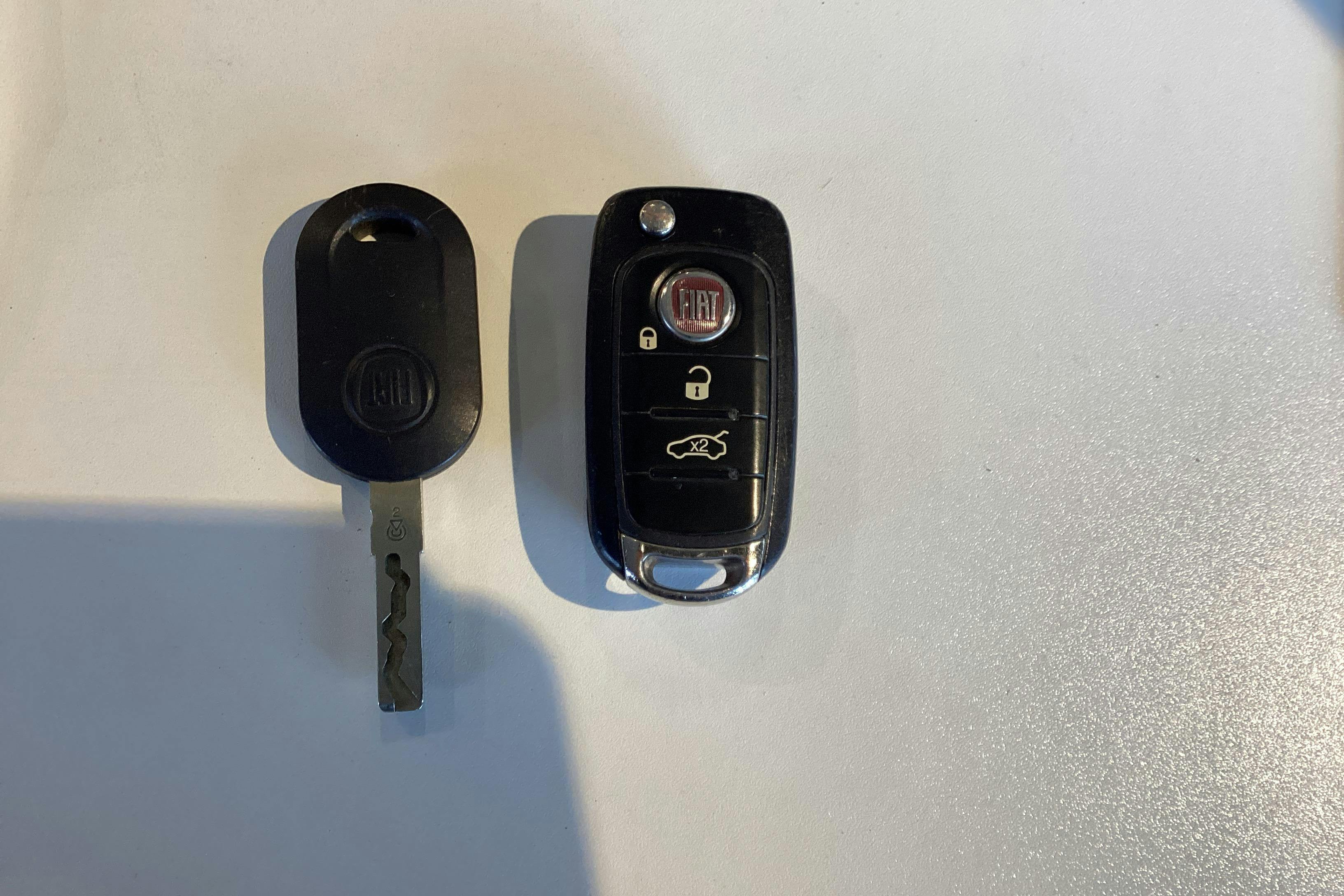 Esittelykuva 14 osoitteesta 14: Fiat Tipo 1.4 Kombi (95hk) - 89 920 km - Manuaalinen - harmaa - 2019