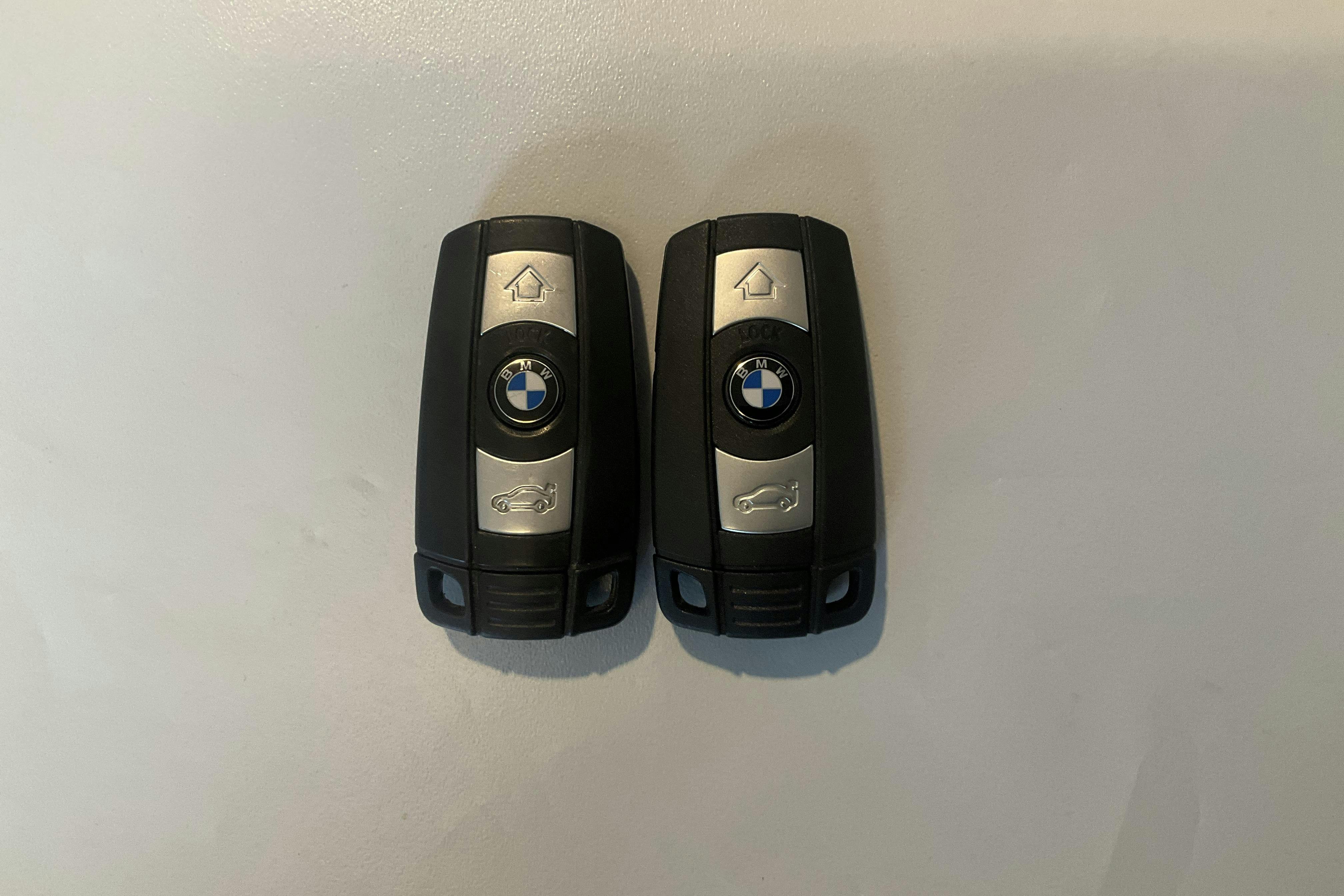 Presentationsfoto 12 av 12: BMW 330xd Sedan, E90 (231hk) - 14 857 mil - Automat - svart - 2007