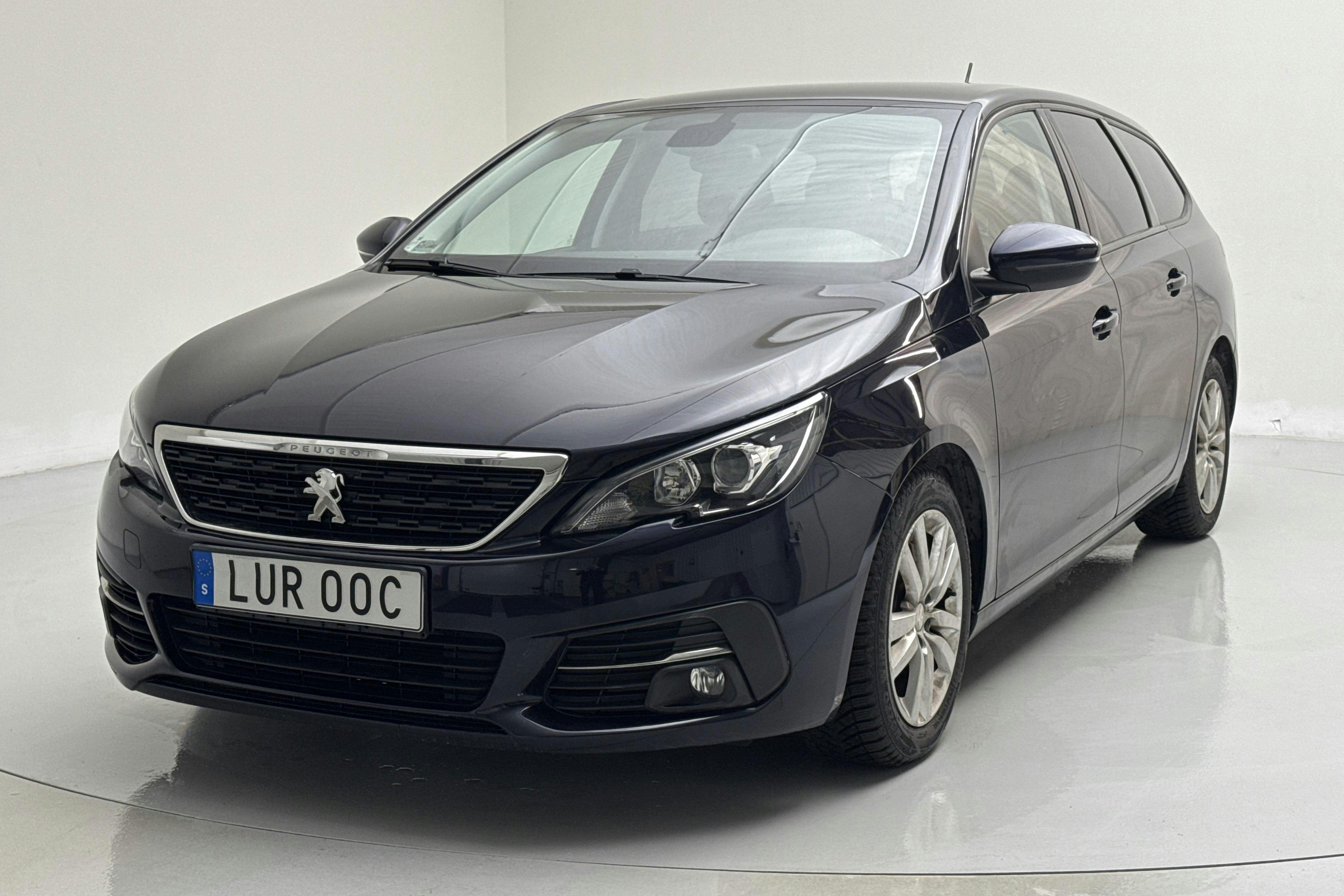 Presentation photo 1 of 14: Peugeot 308 SW PureTech (130hk) - 74 040 km - Manual - Dark Blue - 2018