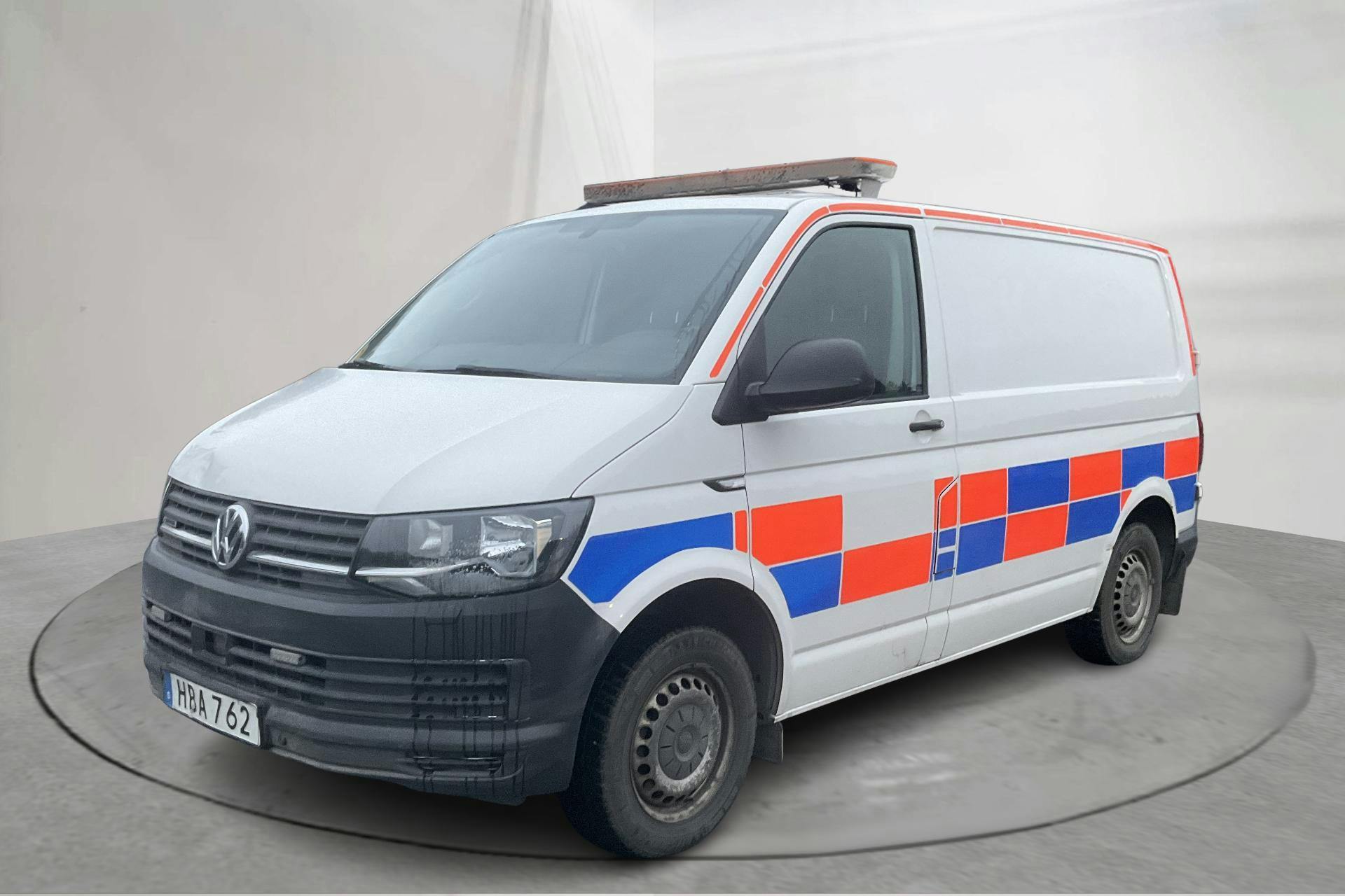 Zdjęcie prezentacyjne 1 z 14: VW Transporter T6 2.0 TDI BMT Skåp 4MOTION (150hk) - 155 110 km - Automatyczna - biały - 2018