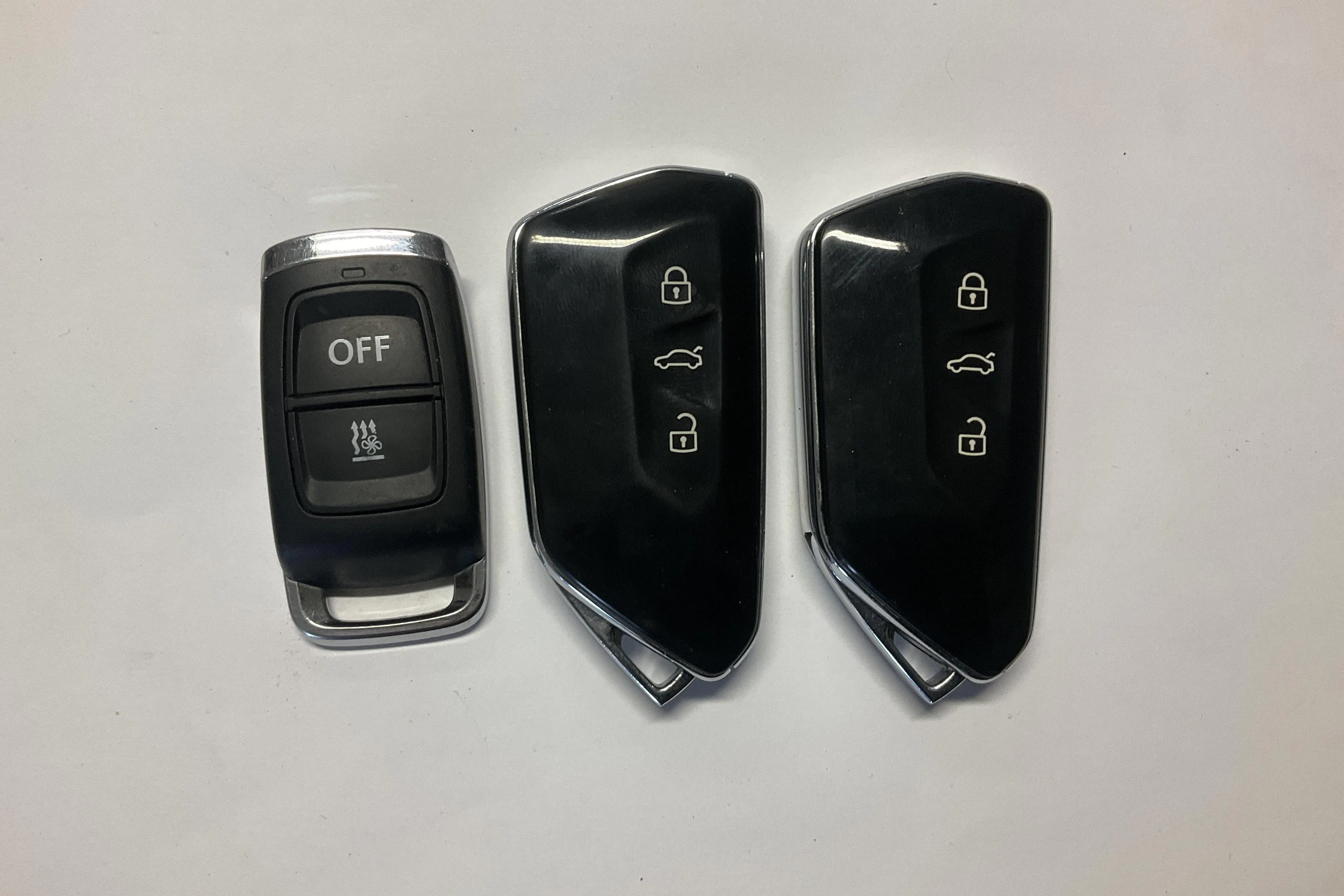 Presentation photo 22 of 22: VW Multivan T7 1.4 eHybrid (150hk) - 110 190 km - Automatic - silver - 2022