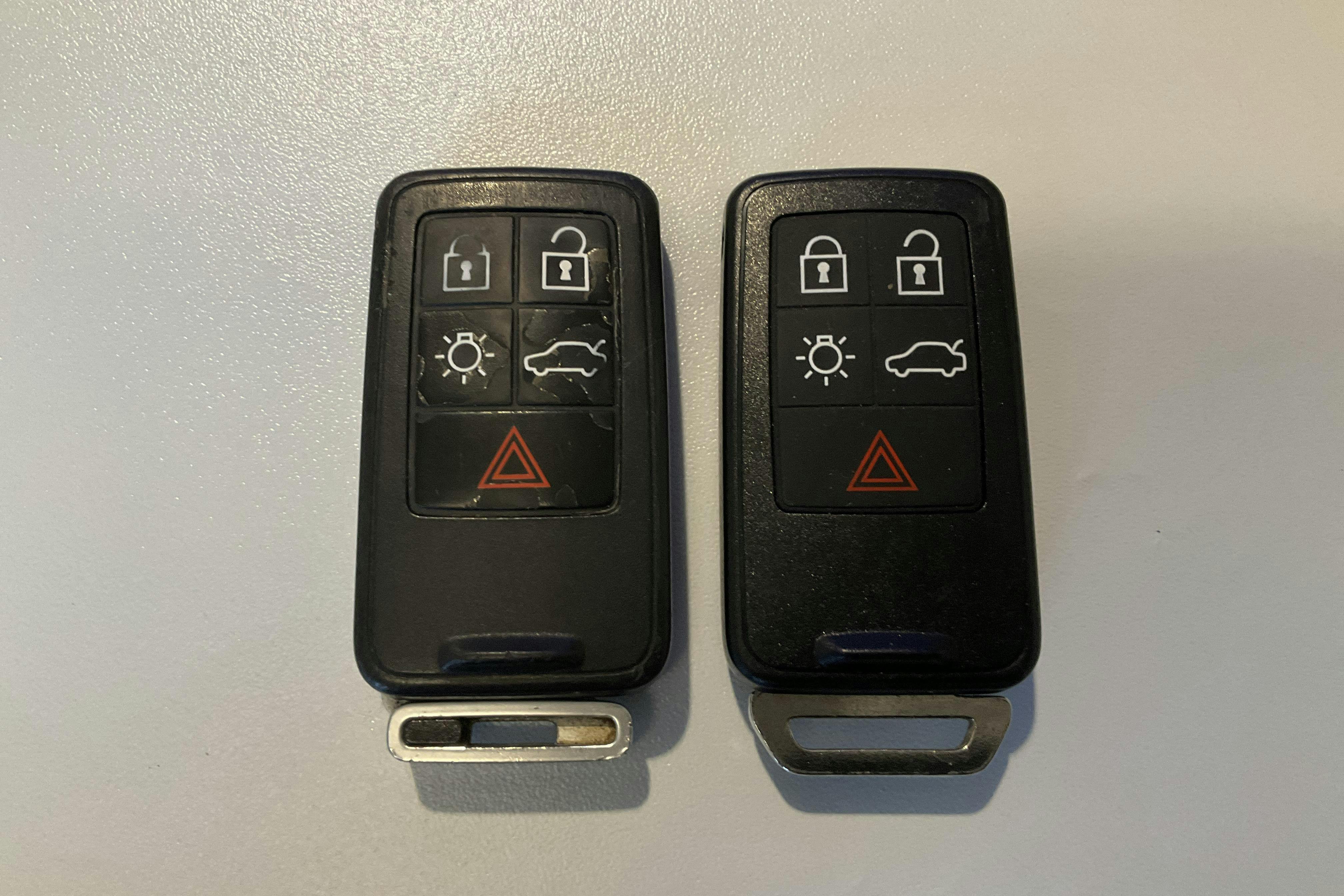 Presentation photo 12 of 12: Volvo V70 II 2.0F (145hk) - 207 000 km - Manual - red - 2008