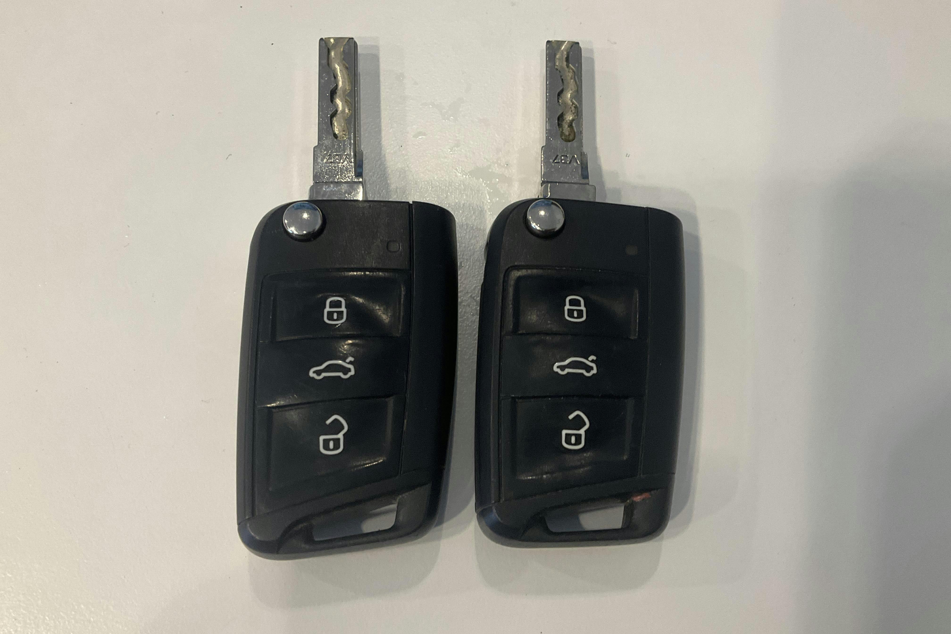 Presentation photo 13 of 13: VW Golf VII 1.2 TSI 5dr (105hk) - 131 890 km - Manual - red - 2015