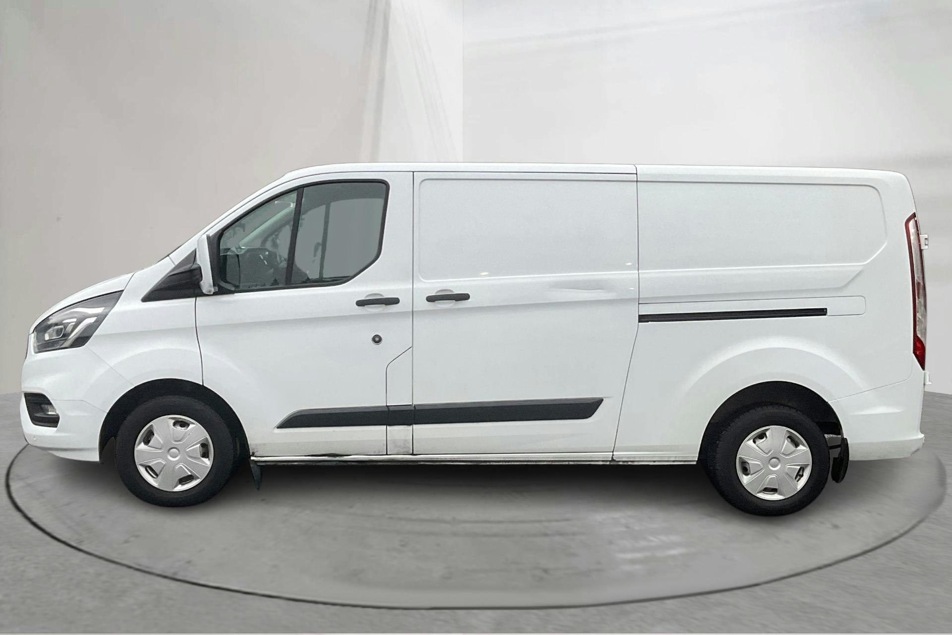 Presentationsfoto 2 av 14: Ford Transit Custom 300 MHEV (130hk) - 18 092 mil - Manuell - vit - 2021