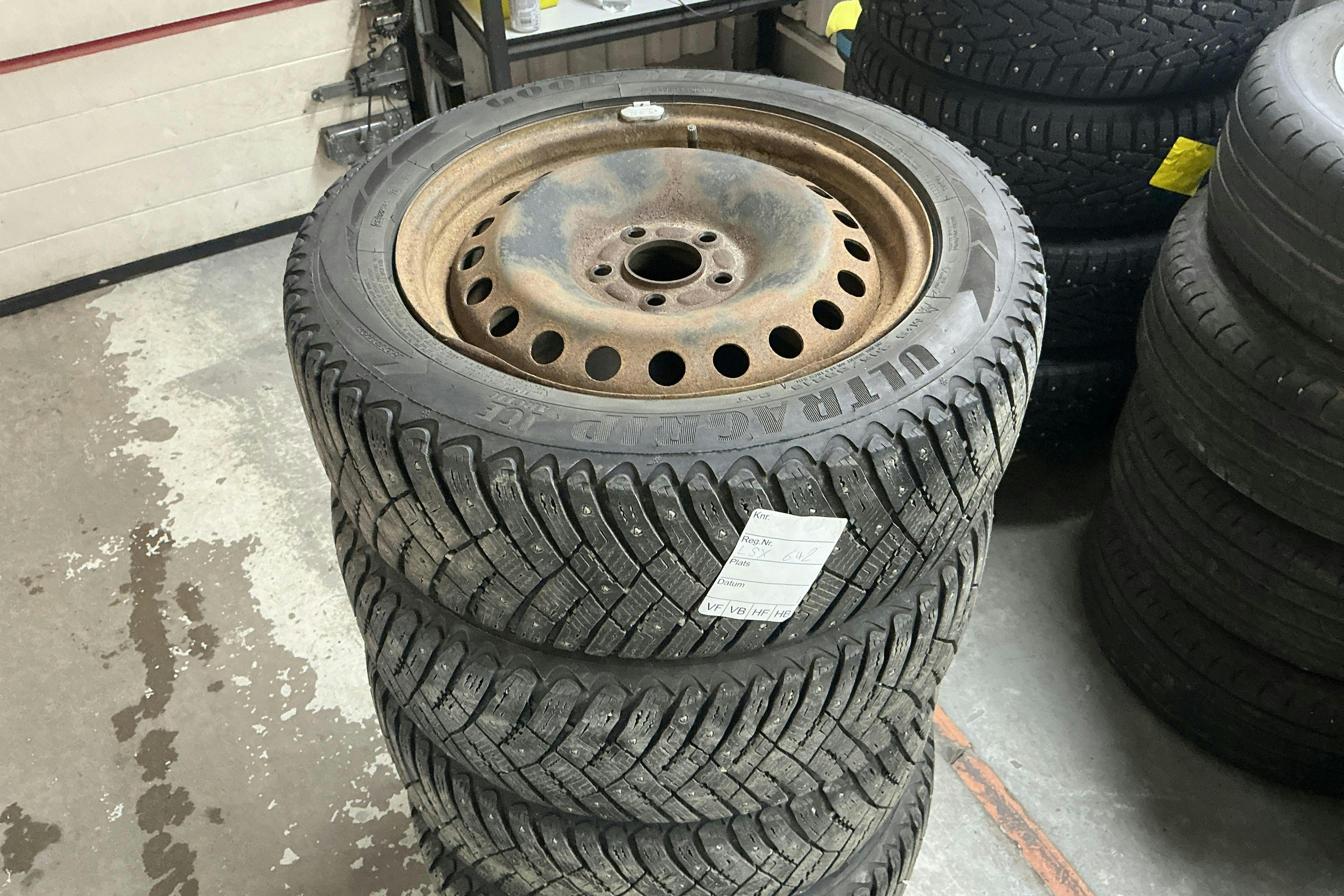 Presentationsfoto 12 av 12: Ford Focus 1.6 TDCi Kombi (115hk) - 20 169 mil - Manuell - blå - 2011