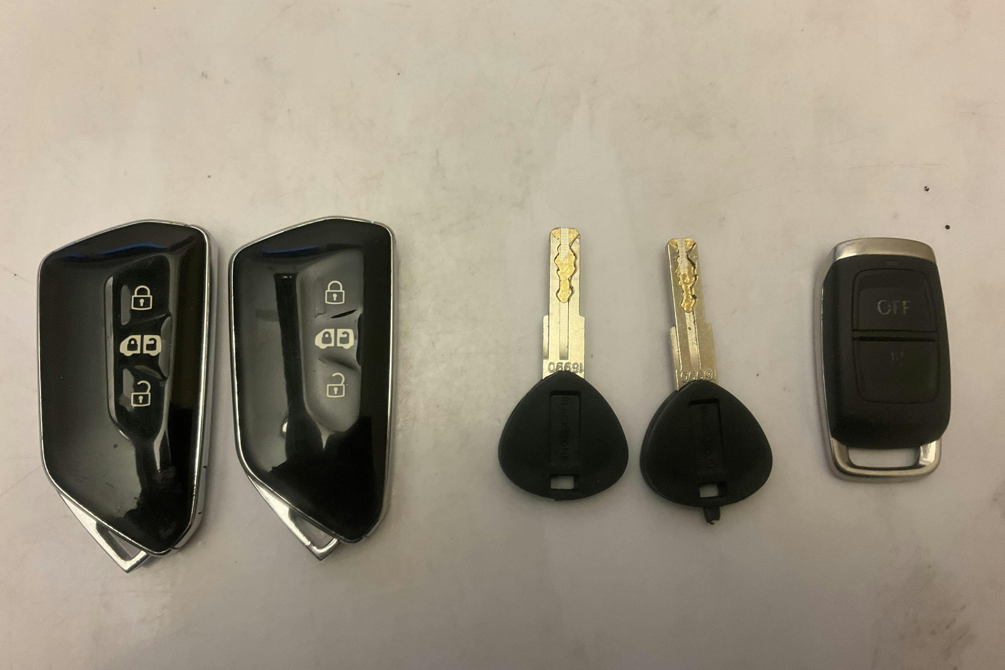 Presentationsfoto 14 av 14: VW Caddy Cargo 2.0 TDI (102hk) - 3 920 mil - Manuell - vit - 2024