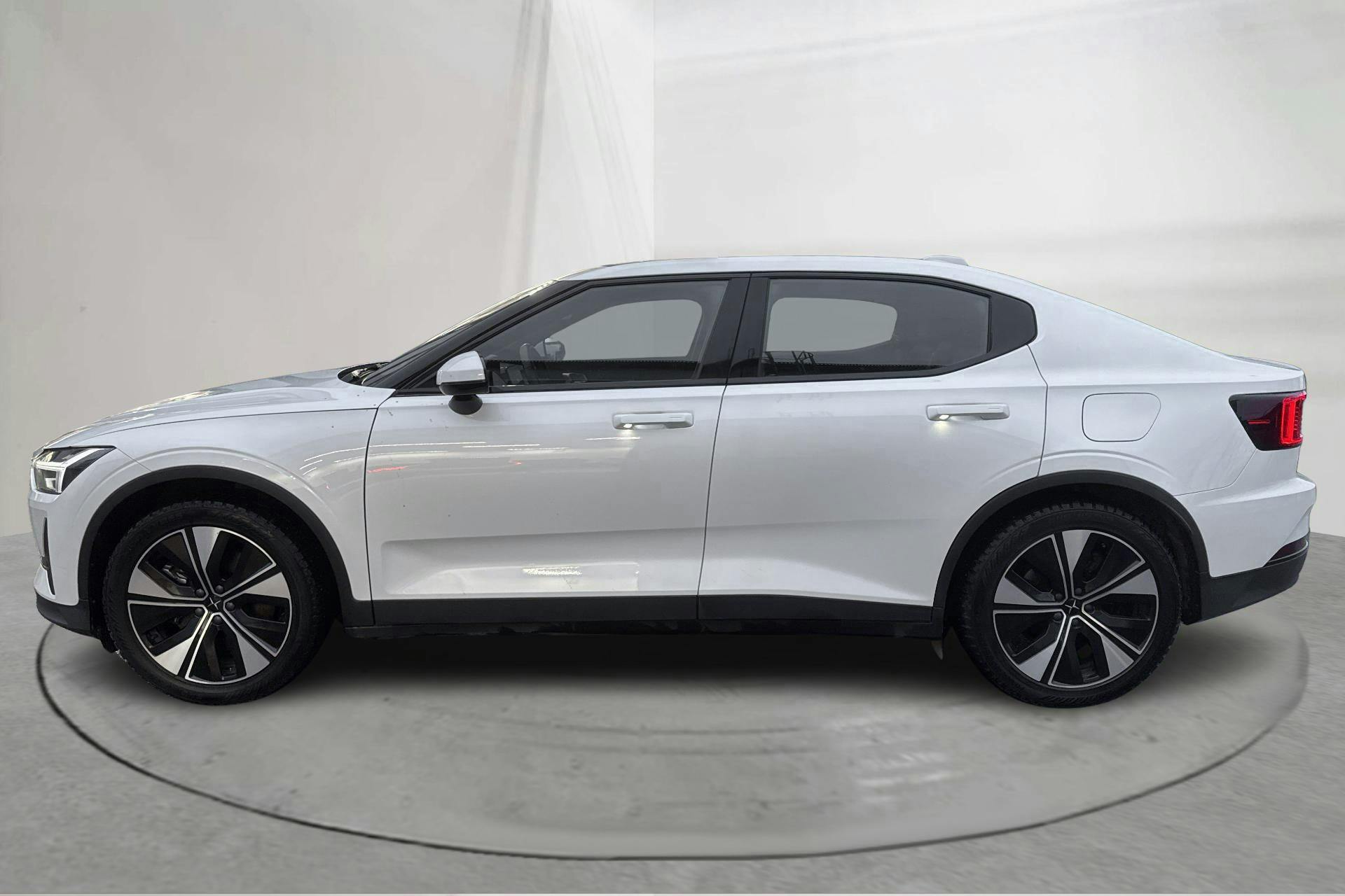 Präsentationsfoto 2 von 18: Polestar 2 Long range Single motor (231hk) - 91 940 Kilometer - Verkaufsautomat - Weiß - 2023