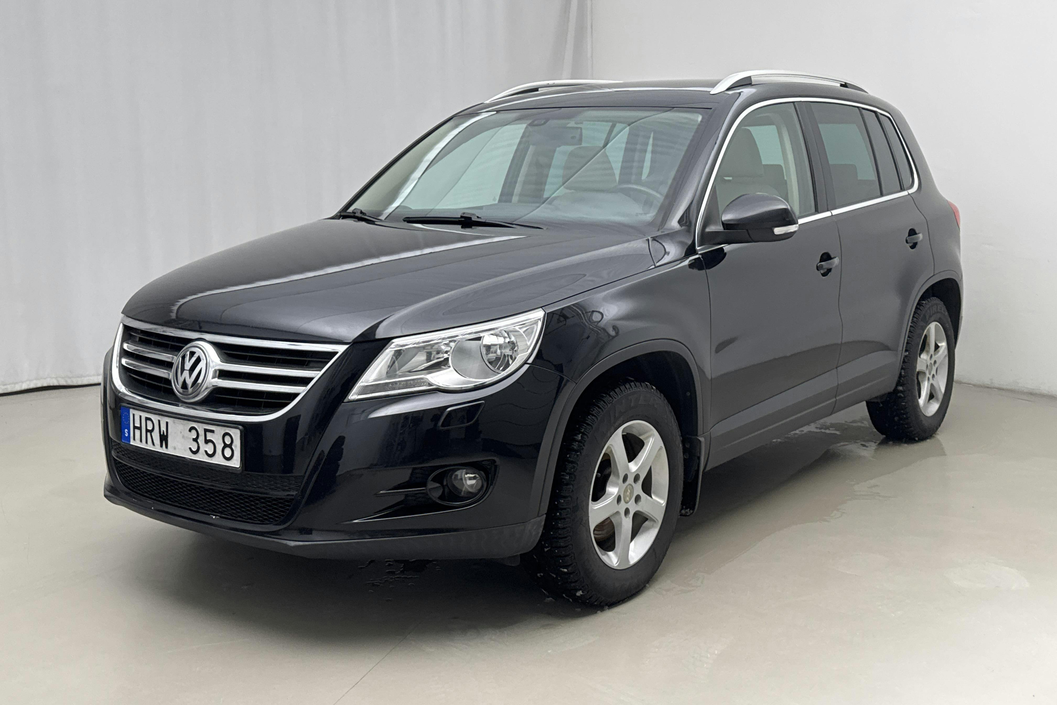 Presentation photo 1 of 13: VW Tiguan 1.4 TSI (150hk) - 151 040 km - Manual - black - 2009