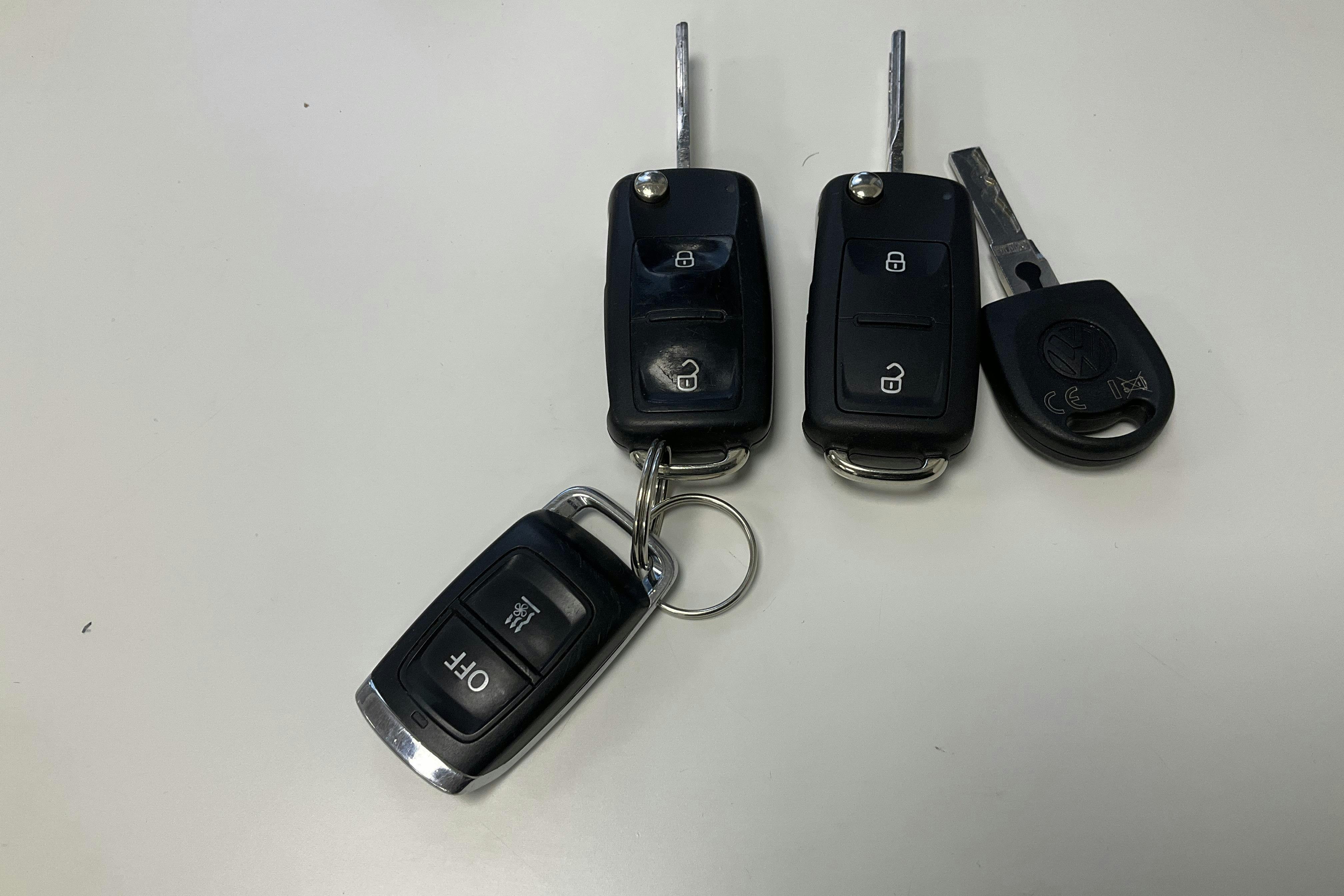 Presentation photo 14 of 14: VW Caravelle 2.0 TDI BMT (150hk) - 182 190 km - Automatic - Light Brown - 2019