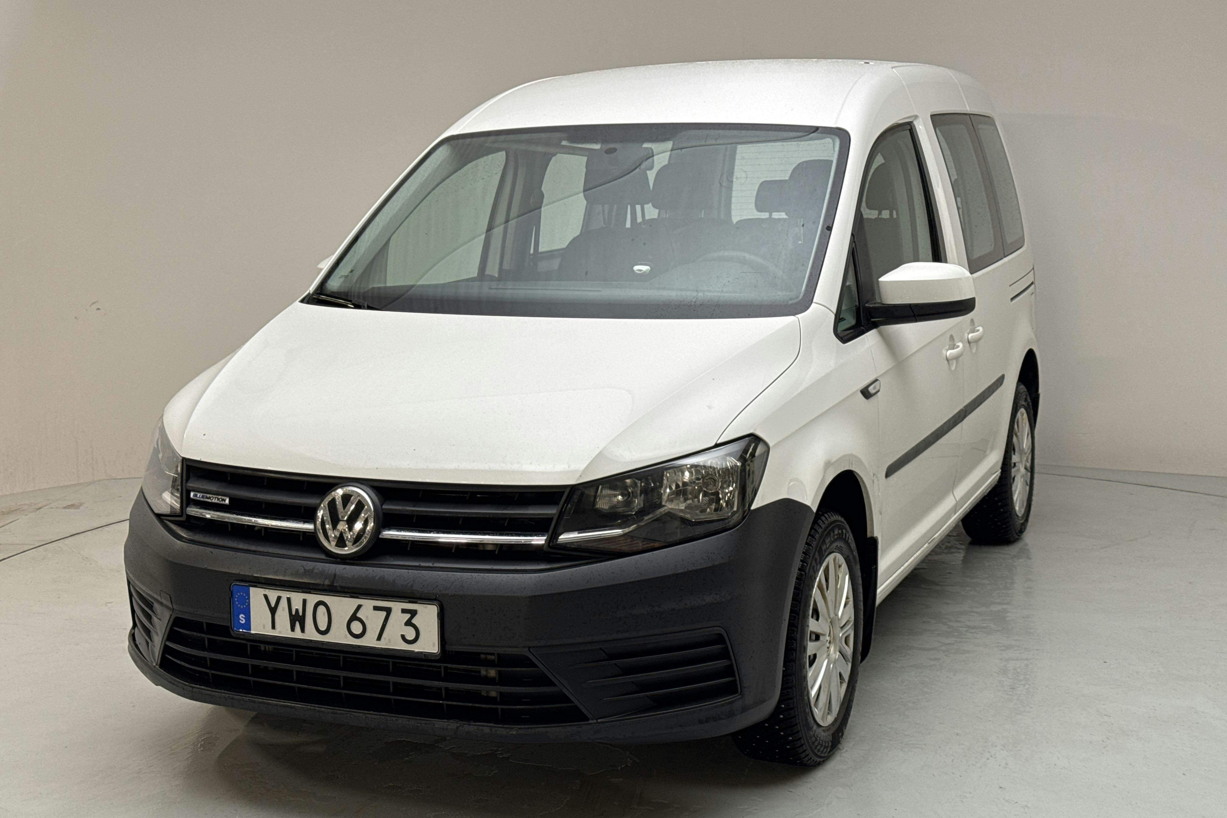 Presentationsfoto 1 av 15: VW Caddy Life 1.4 TGI (110hk) - 13 600 mil - Manuell - vit - 2018
