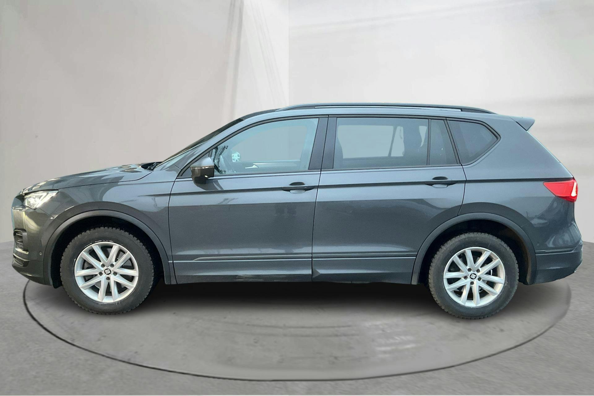 Presentationsfoto 2 av 18: Seat Tarraco 2.0 TDI 4Drive (200hk) - 21 206 mil - Automat - grå - 2022