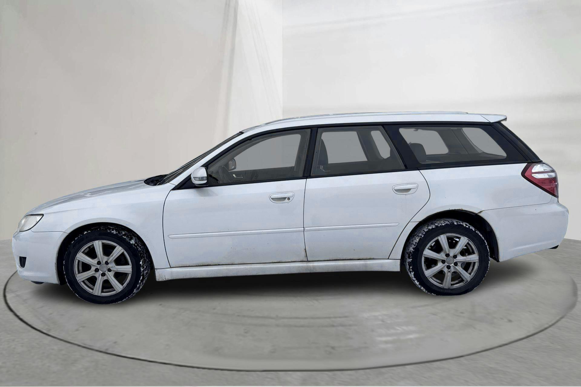 Esitlusfoto 2 aadressil 13: Subaru Legacy 2.0 R Station (150hk) - 279 550 km - Automaatne - valge - 2009