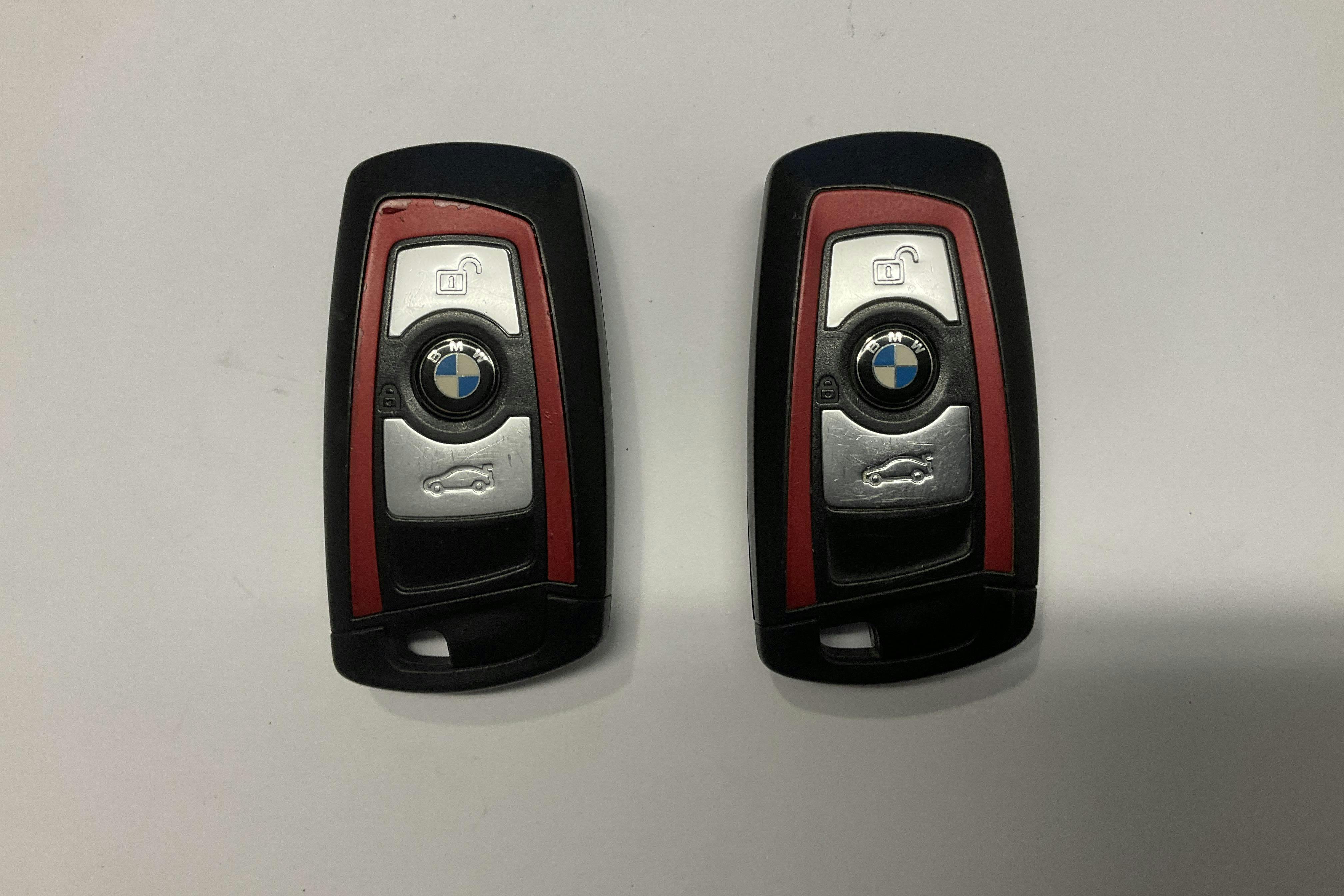 Presentation photo 13 of 13: BMW 318d xDrive Touring, F31 (150hk) - 278 150 km - Manual - black - 2016