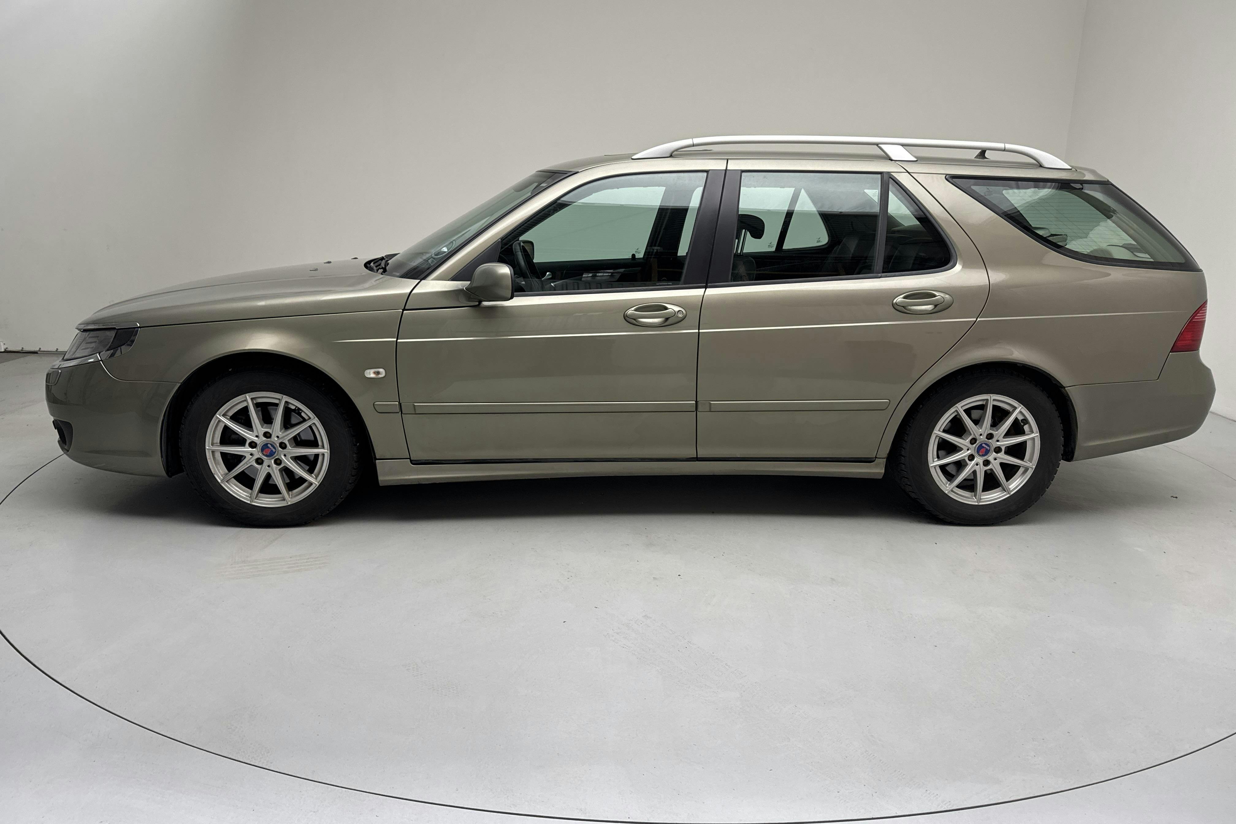 Presentation photo 2 of 13: Saab 9-5 2.3t BioPower SportCombi (185hk) - 190 790 km - Automatic - green - 2008