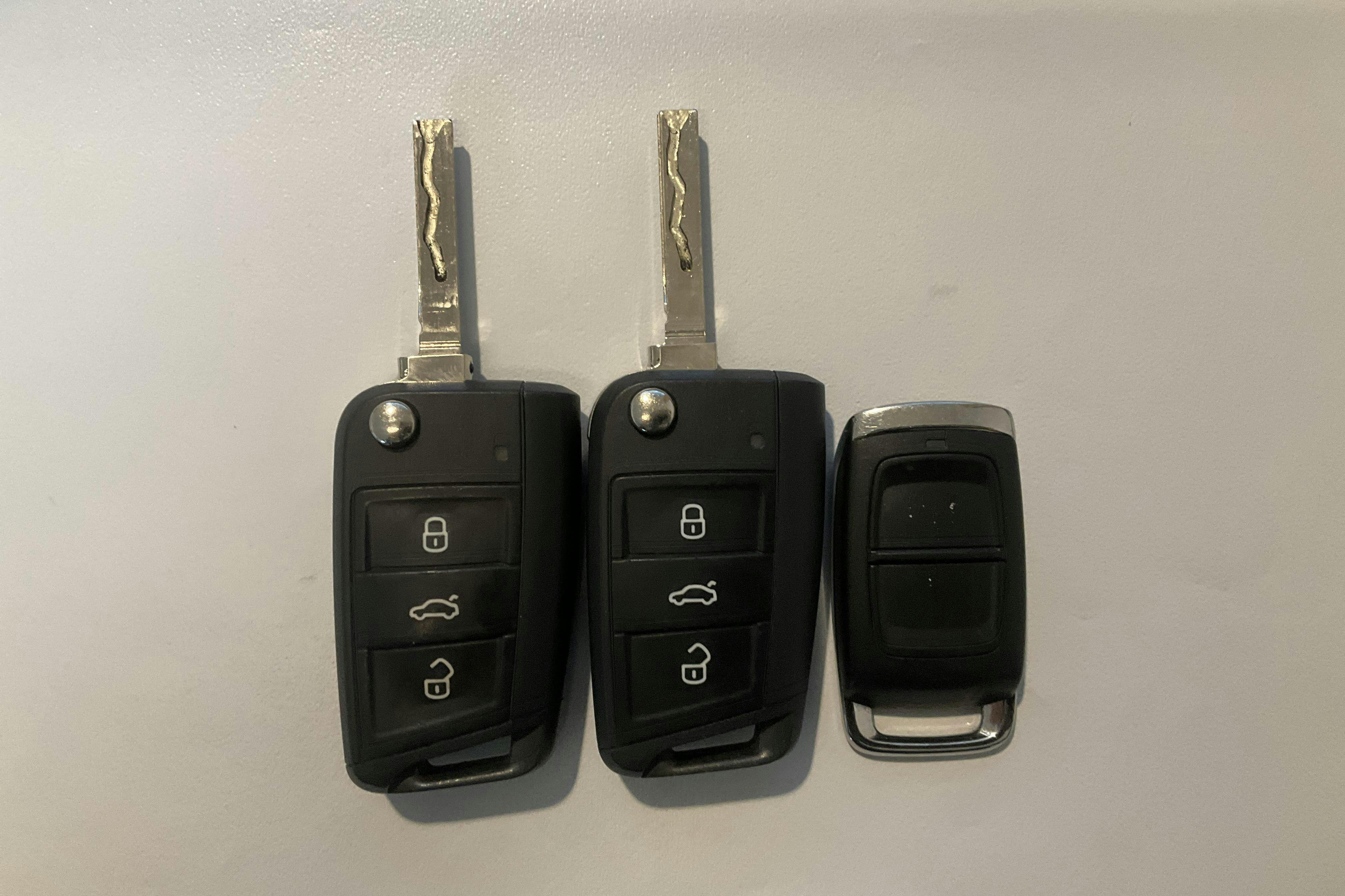 Presentation photo 16 of 16: VW Transporter Kombi T6.1 Skåp TDI 4MOTION (150hk) - 42 750 km - Automatic - black - 2023