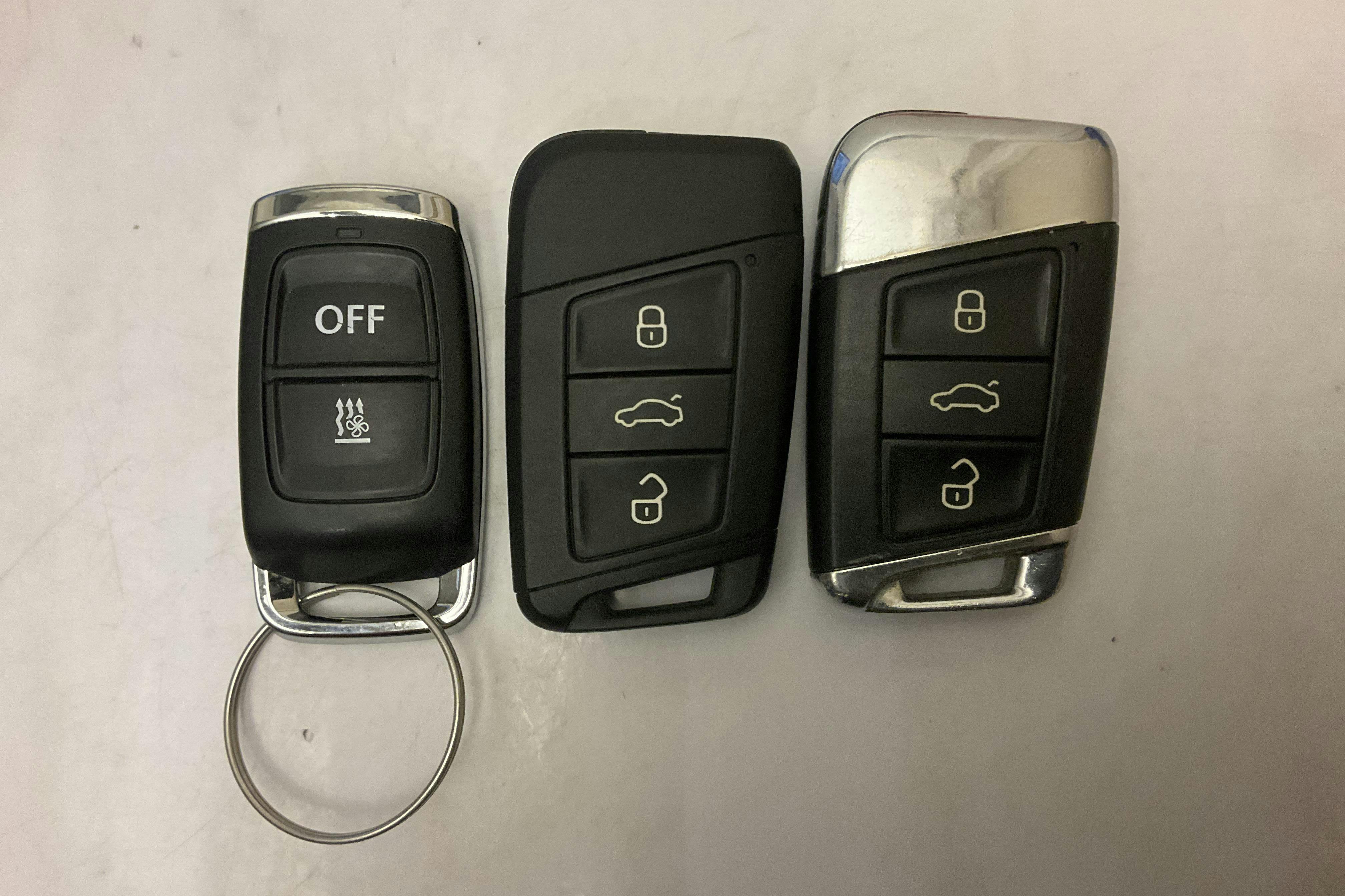 Presentation photo 16 of 16: VW Passat 2.0 TDI Sportscombi (150hk) - 148 480 km - Automatic - blue - 2018