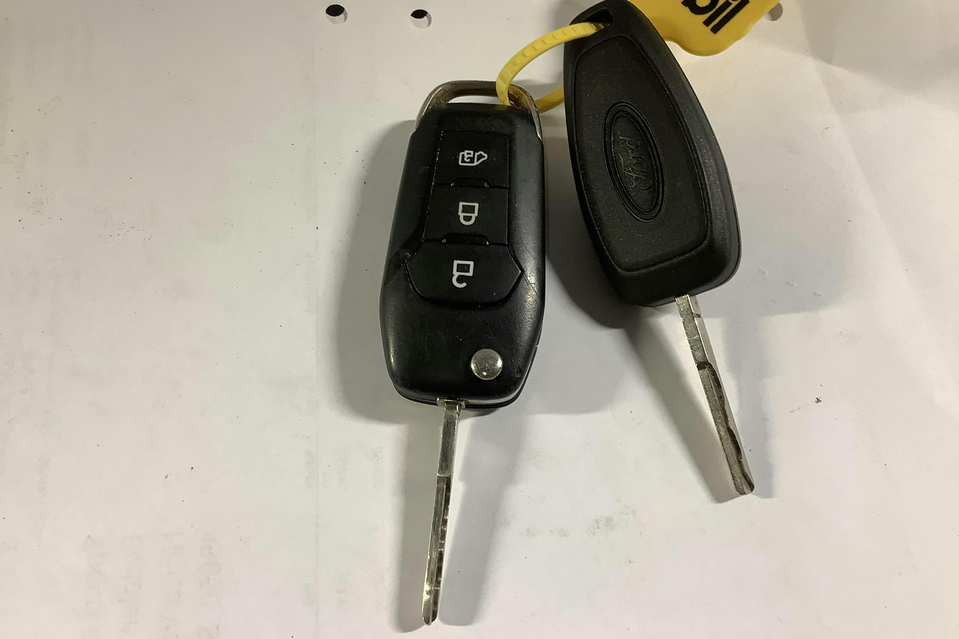 Presentation photo 13 of 13: Ford Transit Connect 1.5 EcoBlue (100hk) - 167 020 km - Manual - white - 2019