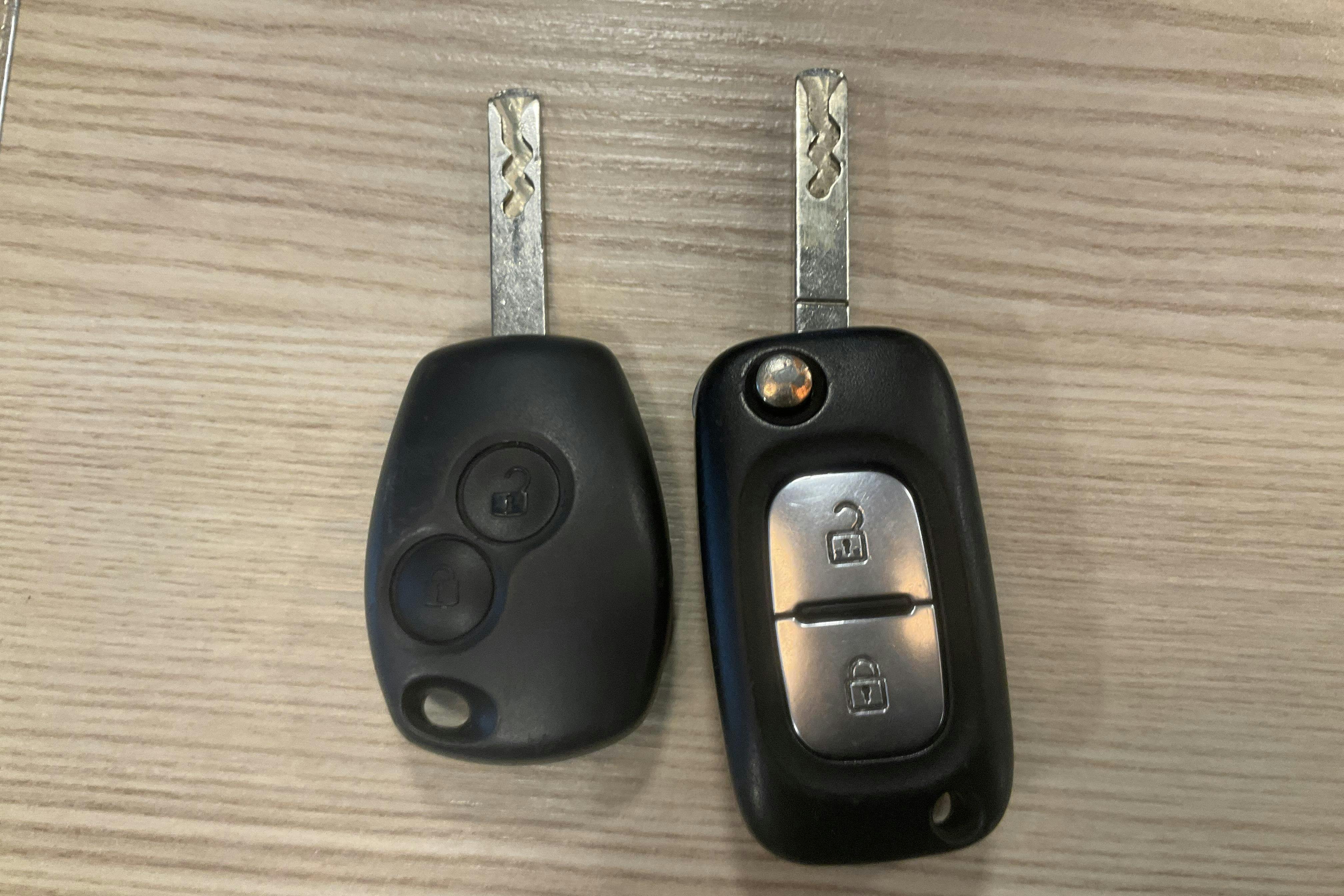 Presentation photo 13 of 13: Renault Master 2.3 dCi Volymskåp 2WD (170hk) - 231 720 km - Automatic - white - 2019