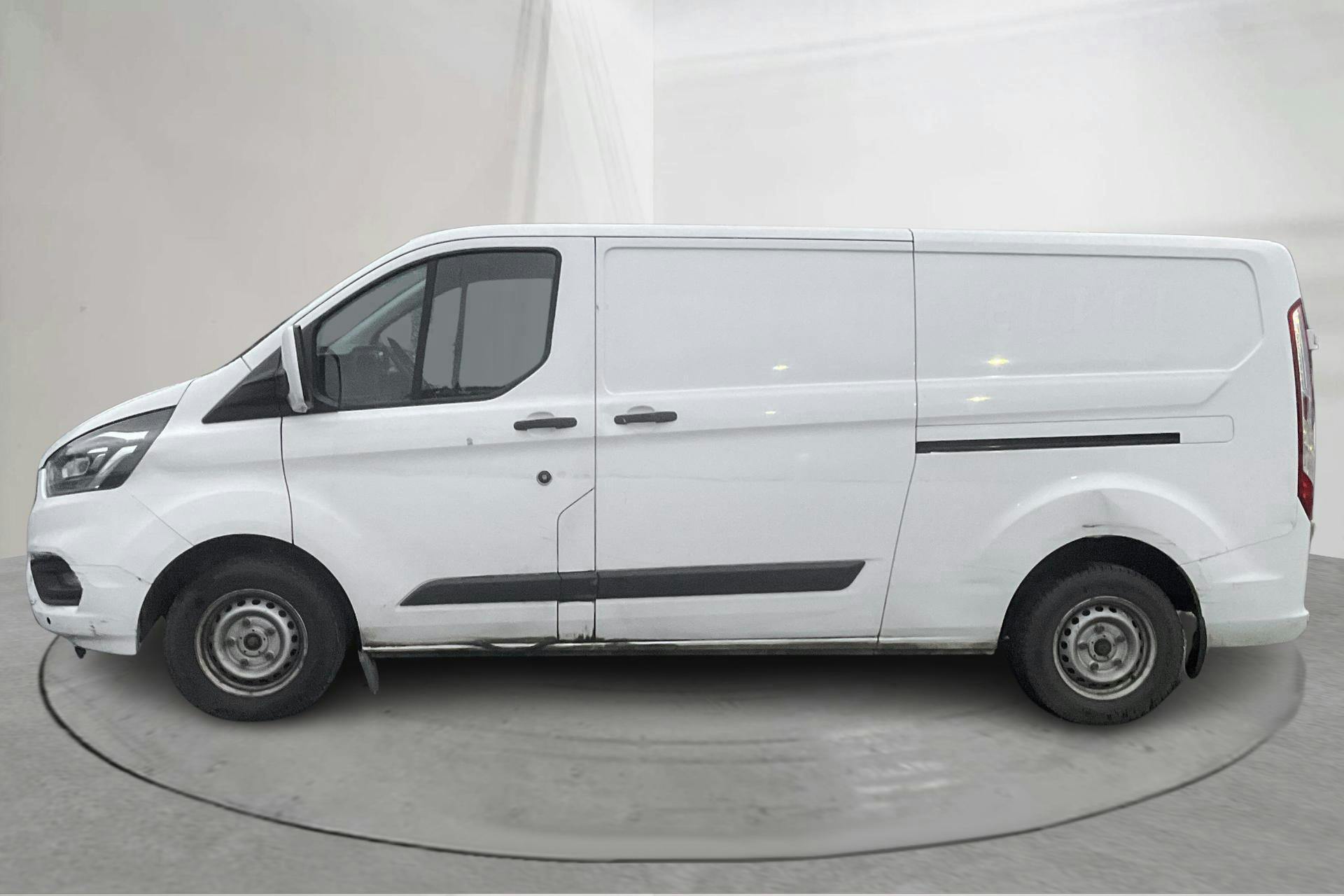 Presentationsfoto 2 av 15: Ford Transit Custom 300 MHEV (130hk) - 11 803 mil - Manuell - vit - 2021