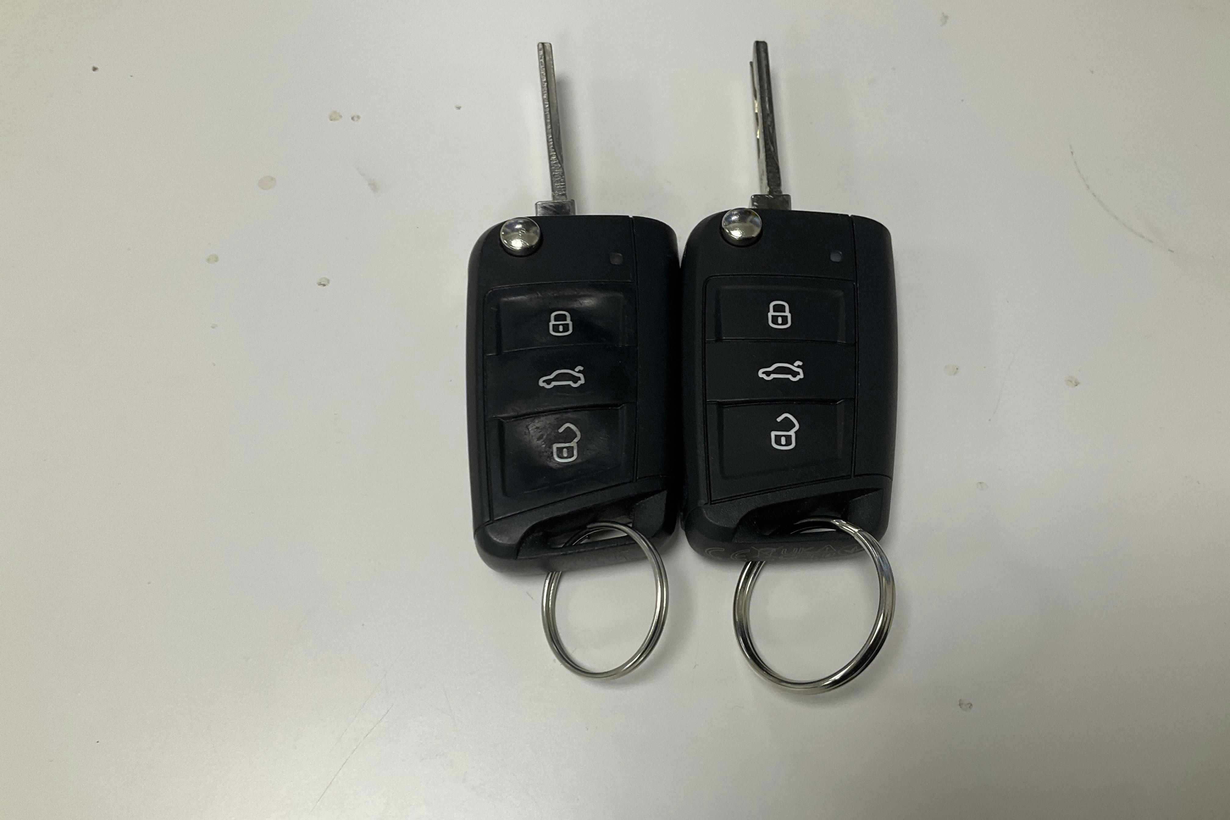 Presentation photo 17 of 17: Skoda Scala 1.0 G-Tec TSI (90hk) - 60 210 km - Manual - white - 2022