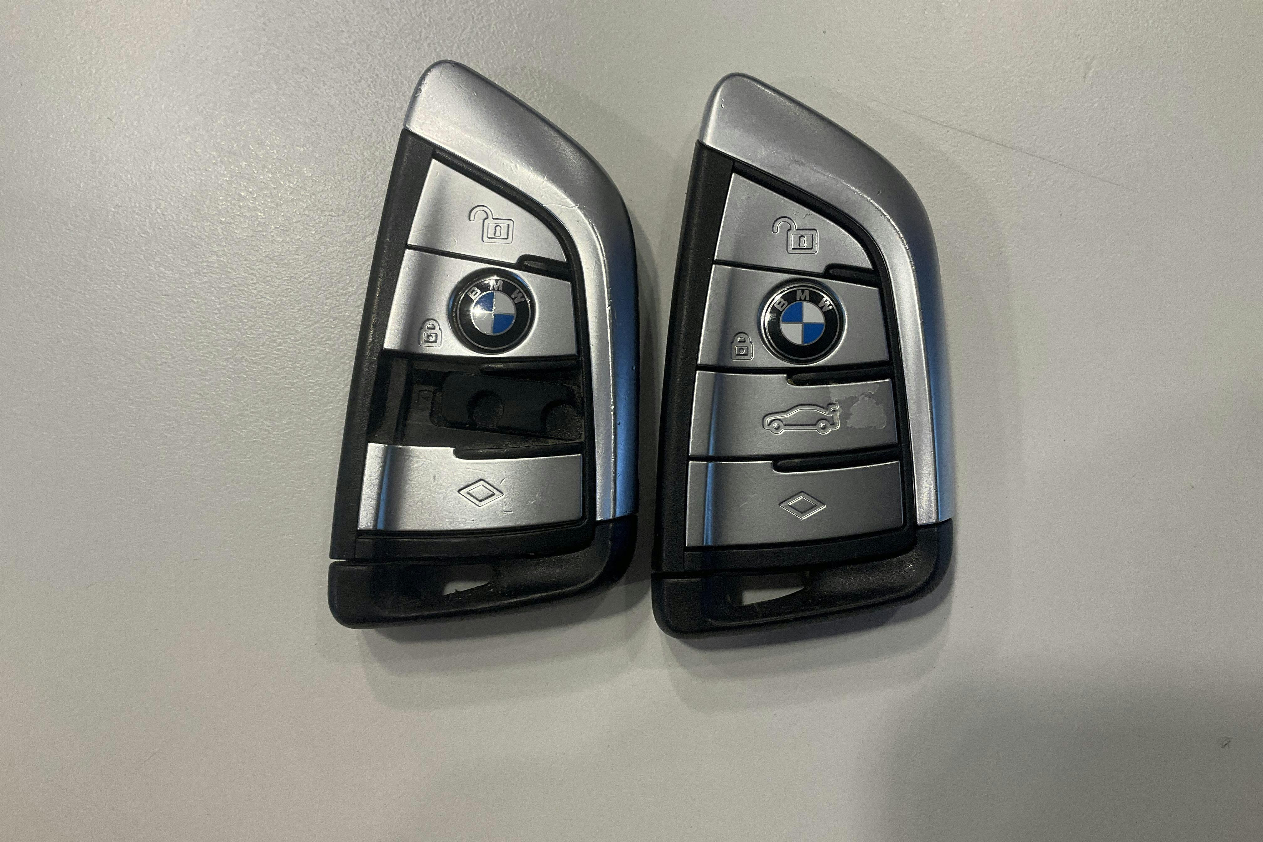 Presentation photo 27 of 27: BMW 530e xDrive Touring, G31 12kWh LCI (292hk) - 101 380 km - Automatic - gray - 2022