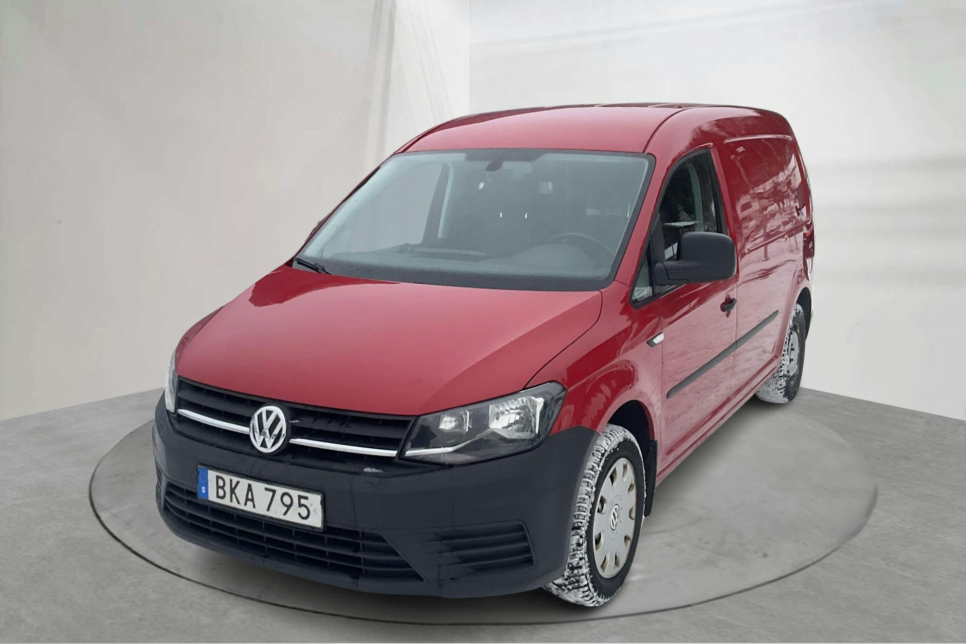 Presentationsfoto 1 av 12: VW Caddy 2.0 TDI Maxi Skåp (102hk) - 17 936 mil - Automat - röd - 2016