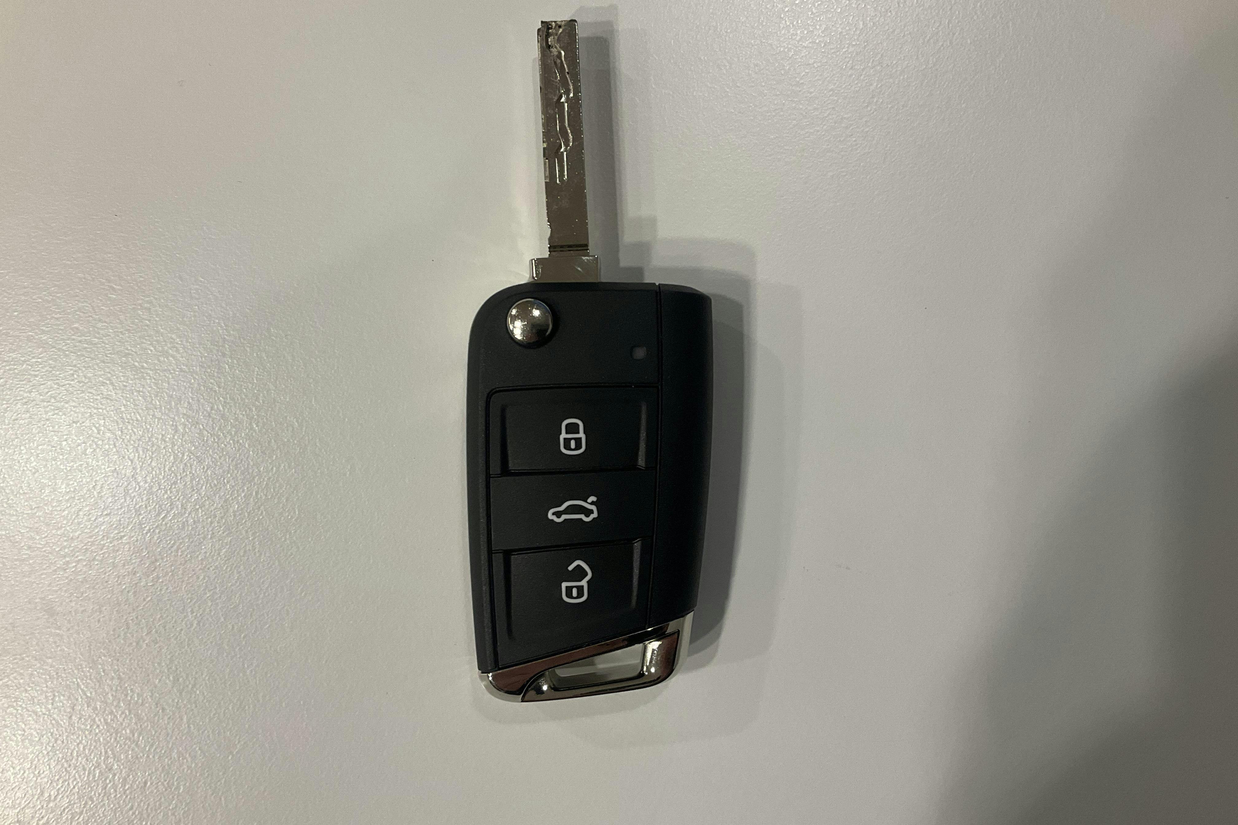 Presentation photo 18 of 18: VW Tiguan 2.0 TDI 4MOTION (240hk) - 86 950 km - Automatic - Dark Blue - 2017