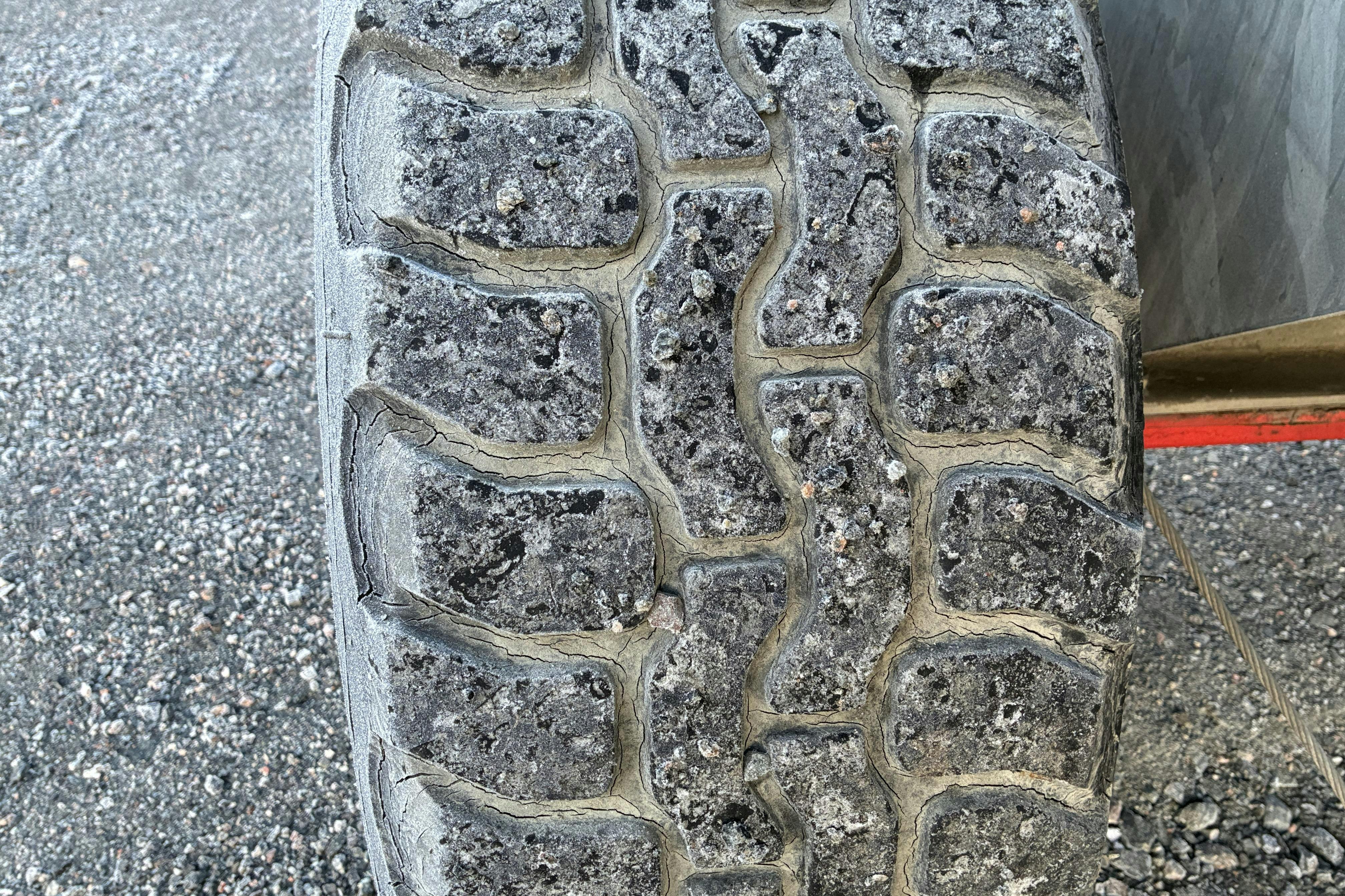 Presentation photo 47 of 47: Jeantil  GTI 8500 GTI 8500 Flytgödselspridare - 