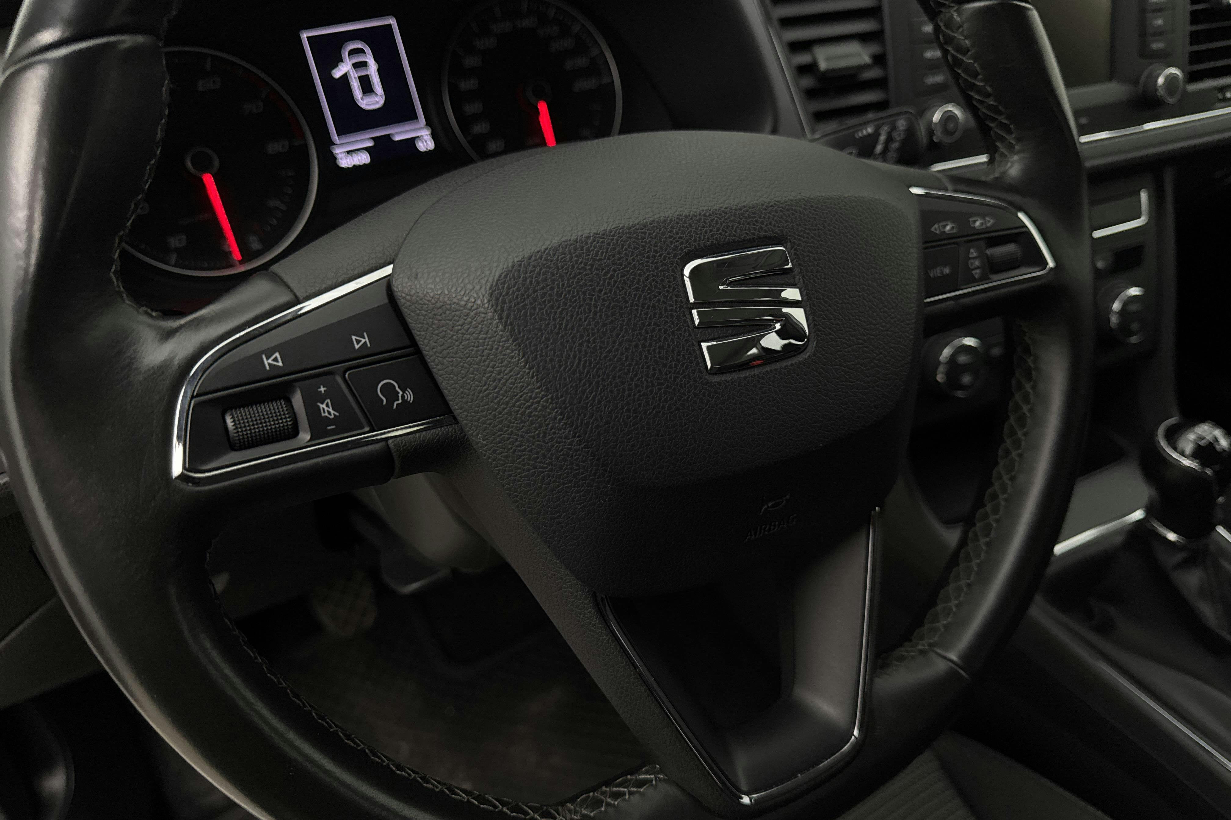 Presentationsfoto 15 av 15: Seat Leon 1.4 TGI 5dr (110hk) - 4 840 mil - Manuell - vit - 2018