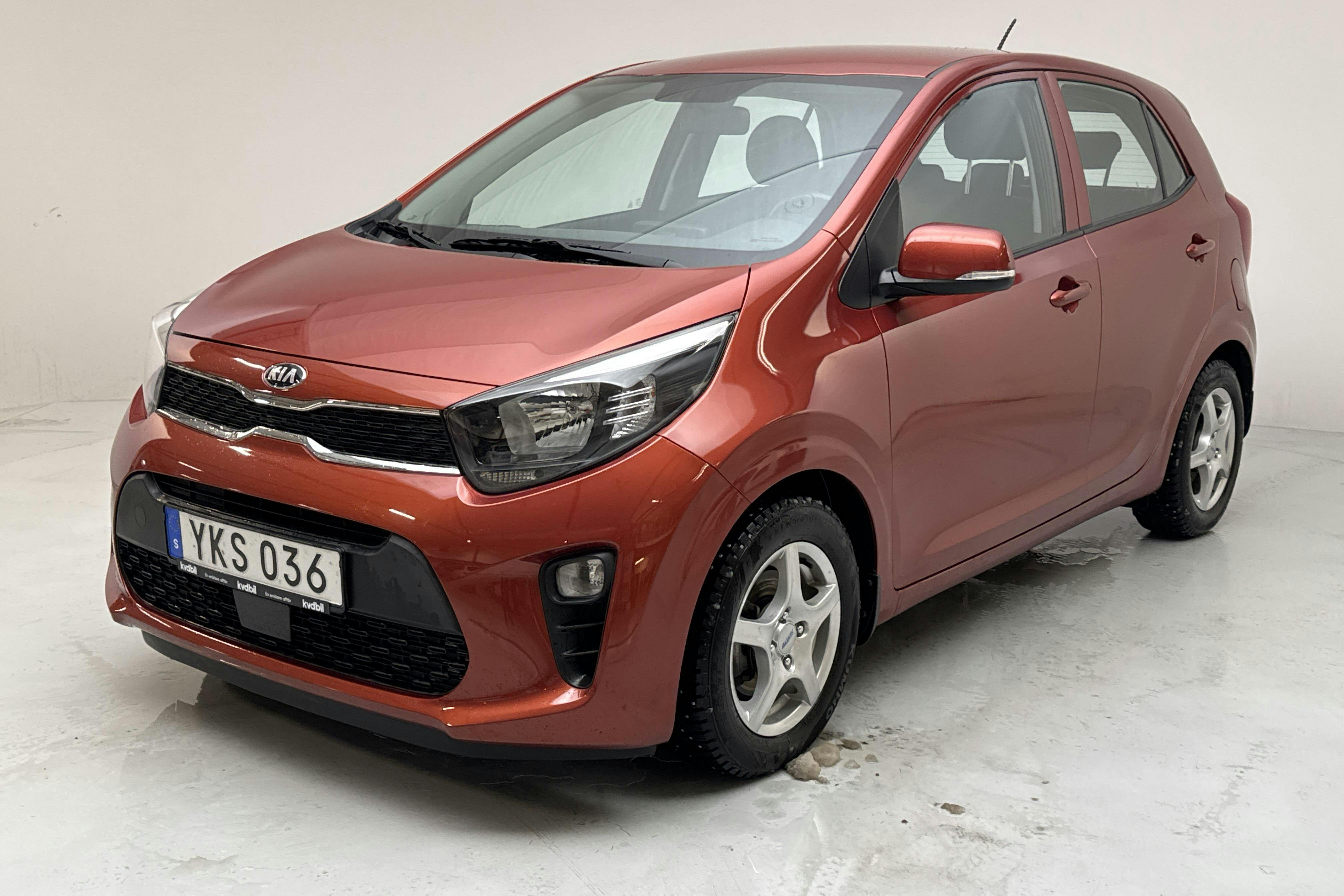 Presentationsfoto 1 av 12: KIA Picanto 1.0 5dr (67hk) - 2 302 mil - Manuell - orange - 2018