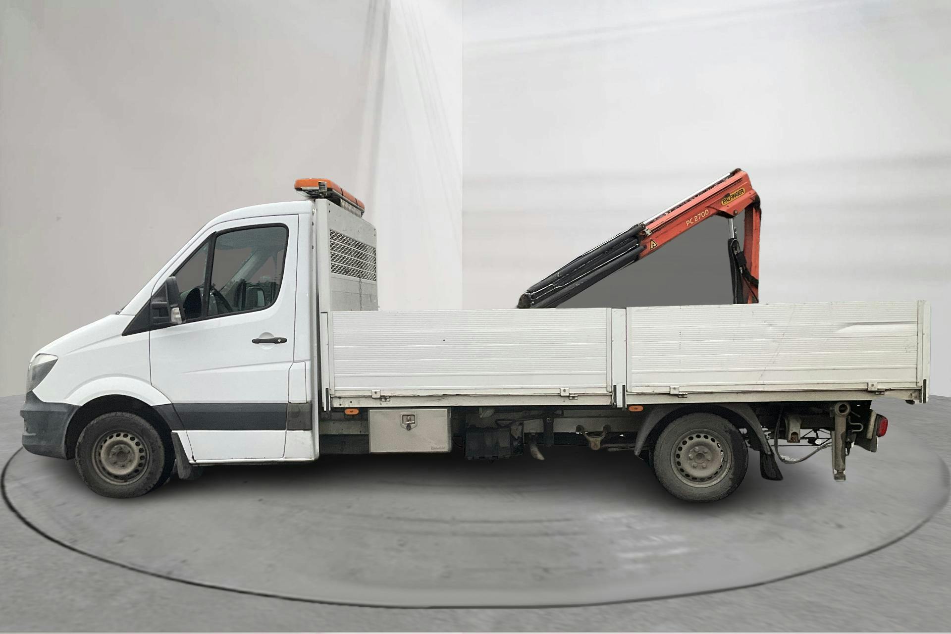 Præsentationsfoto 2 af 10: Mercedes Sprinter 316 CDI Pickup/Chassi (163hk) - 394 840 kilometer - Salgsautomat - Hvid - 2014