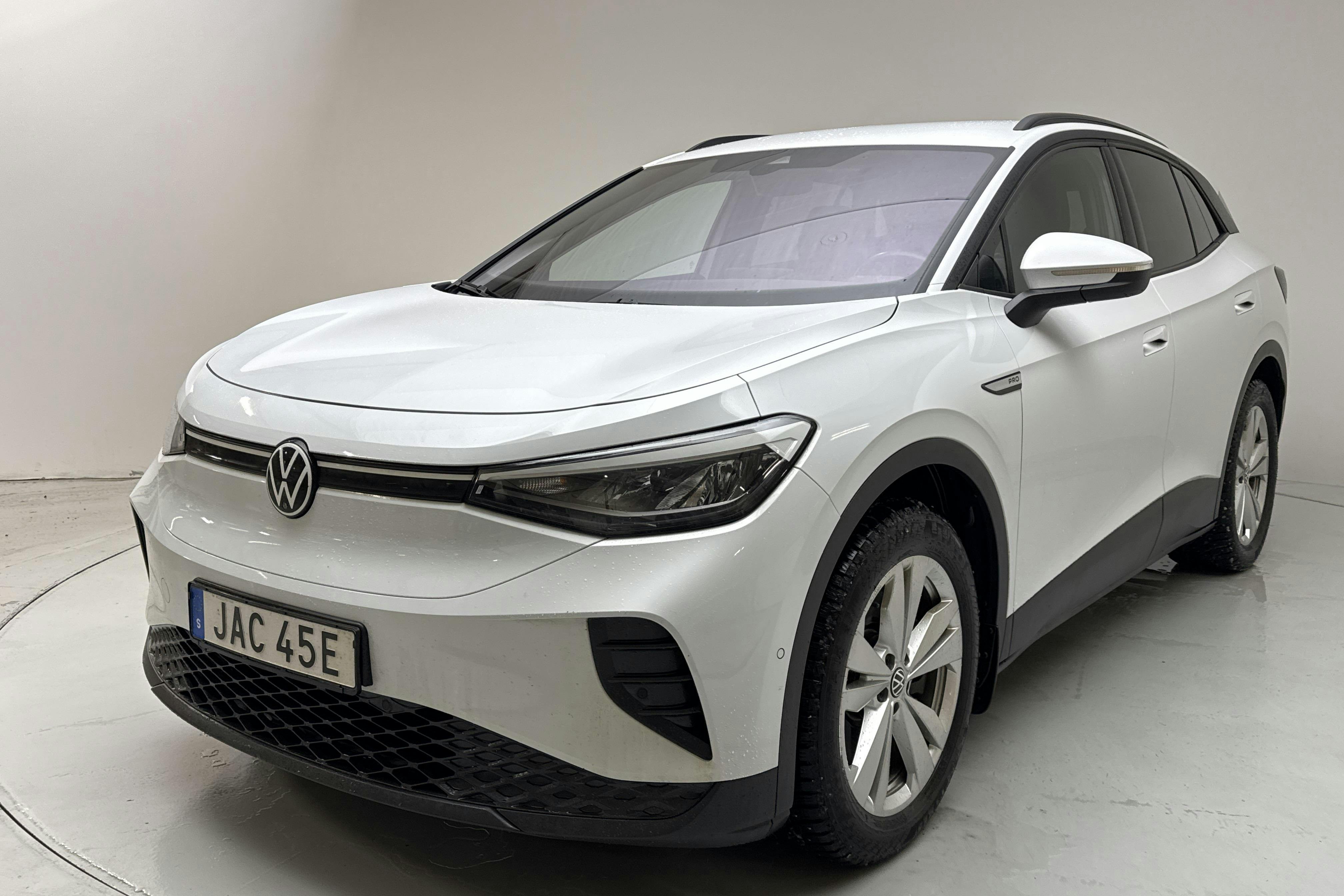 Presentationsfoto 1 av 18: VW ID.4 77kWh (204hk) - 7 226 mil - Automat - vit - 2023