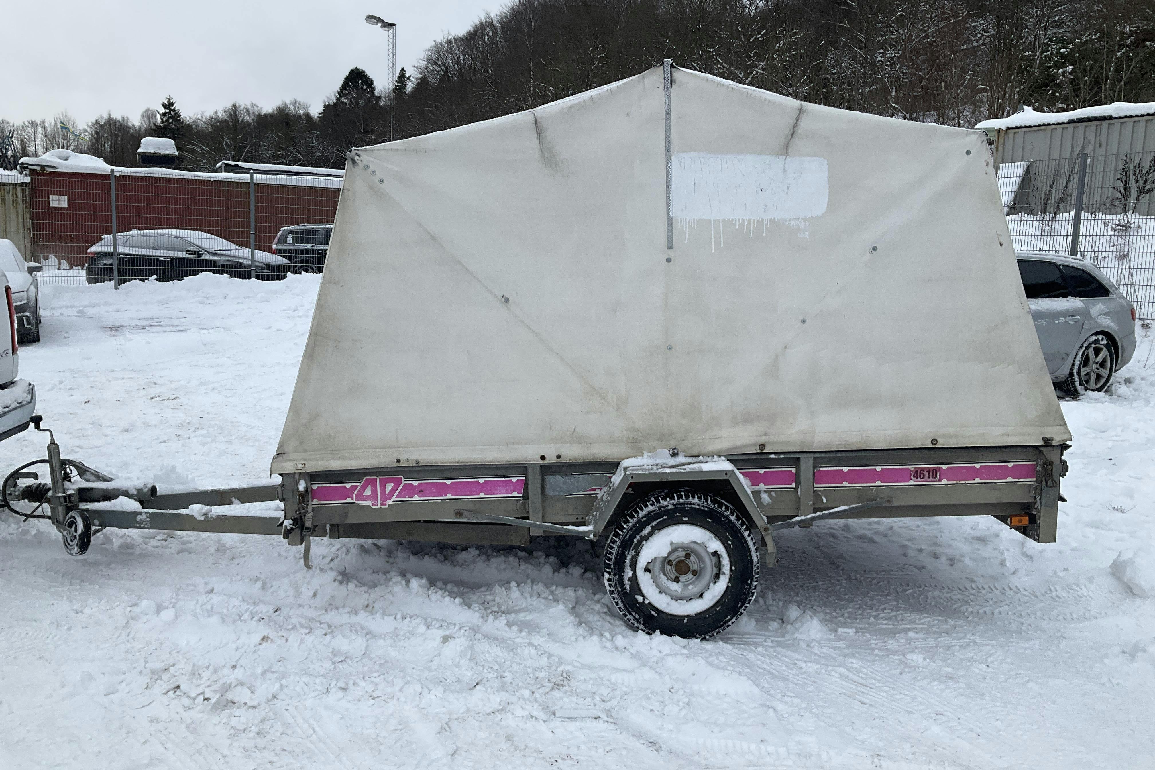 Presentationsfoto 2 av 10: TIAB 4P 4610 Kapellsläpvagn släpvagn - 0 km - Light Grey - 2003