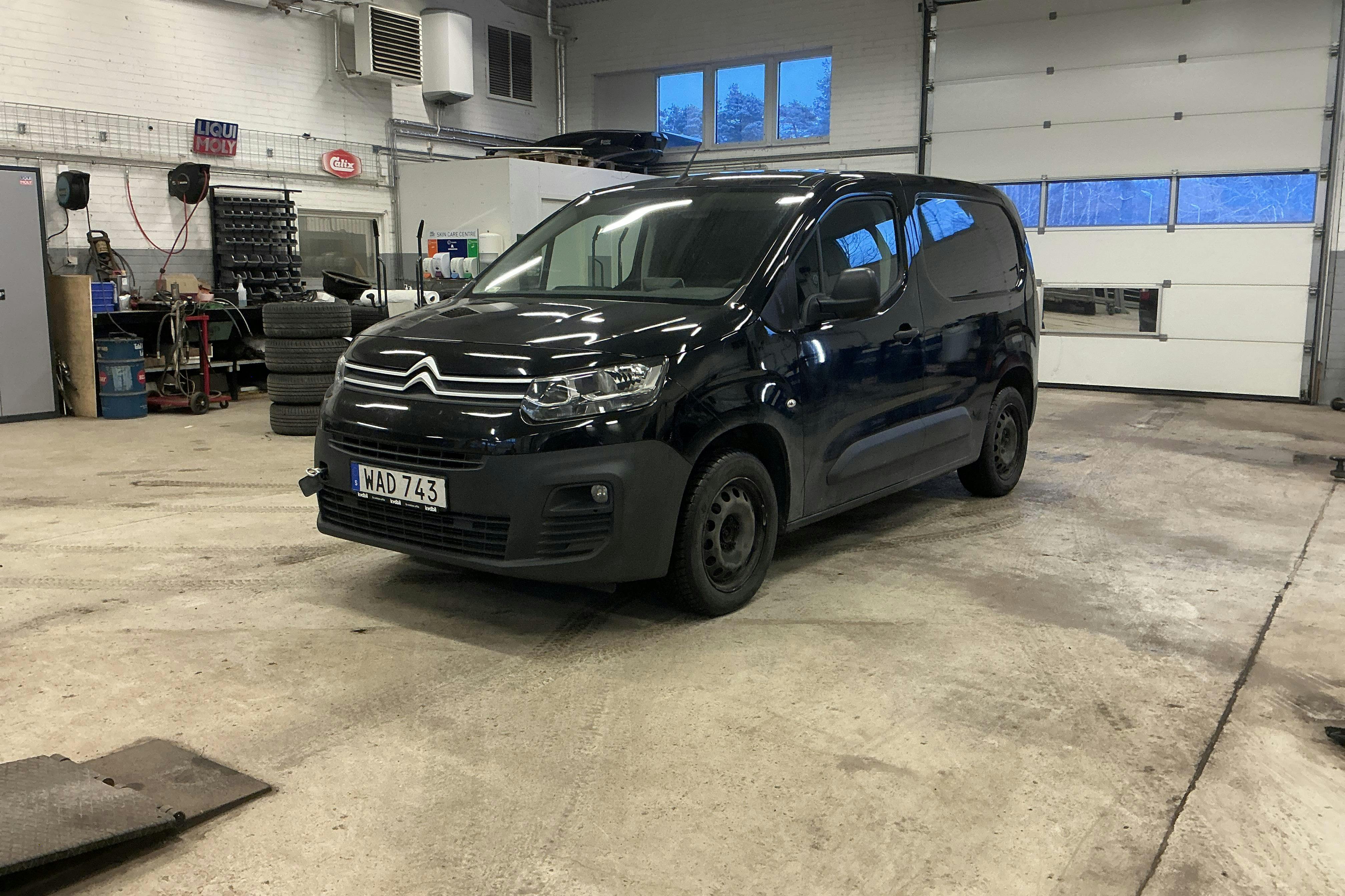 Presentation photo 1 of 14: Citroën Berlingo 1.5 BlueHDi Skåp (75hk) - 107 450 km - Manual - black - 2018
