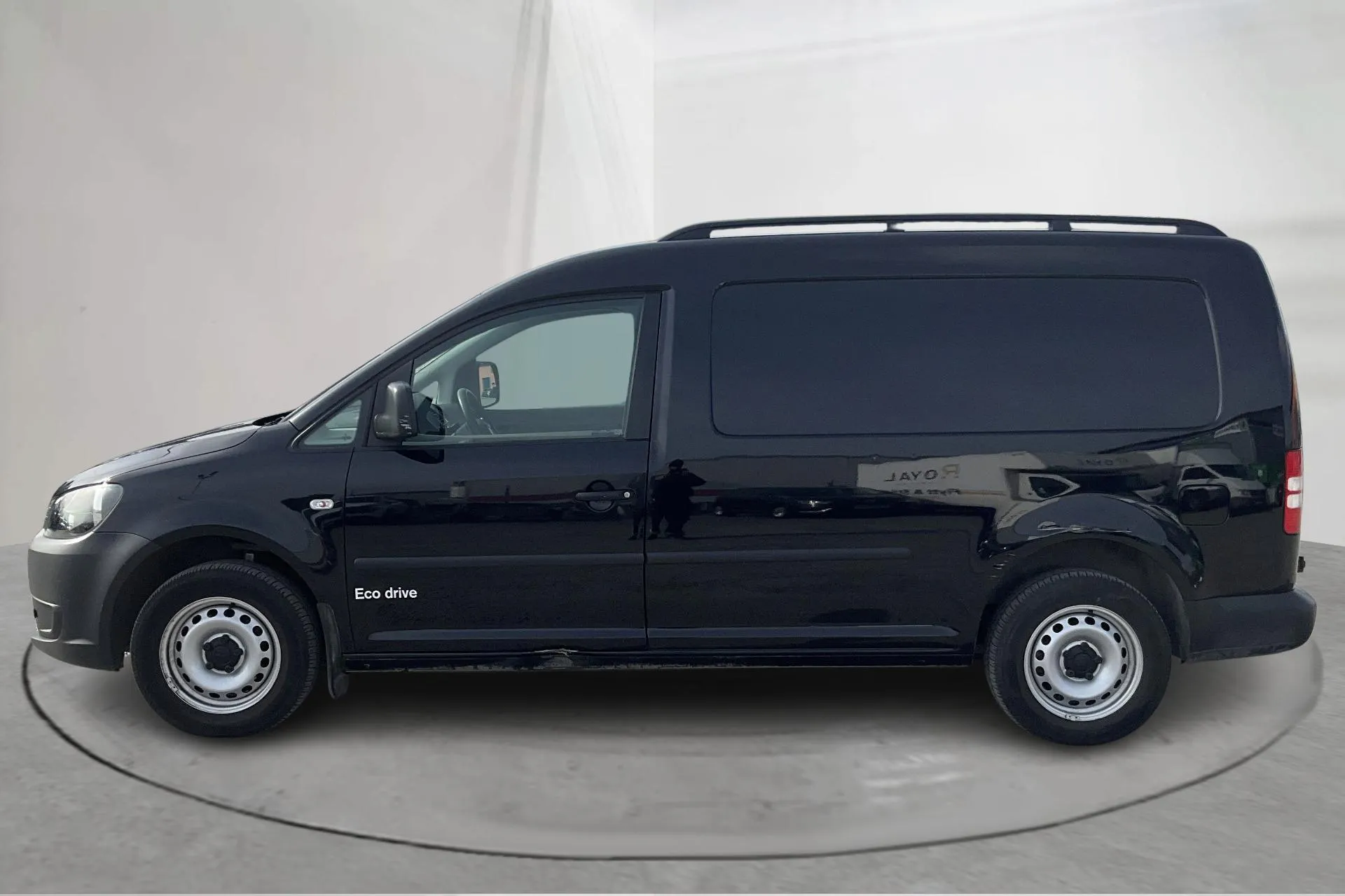 Presentation photo 2 of 12: VW Caddy 2.0 Ecofuel Maxi Skåp (109hk) - 36 160 km - Manual - black - 2013