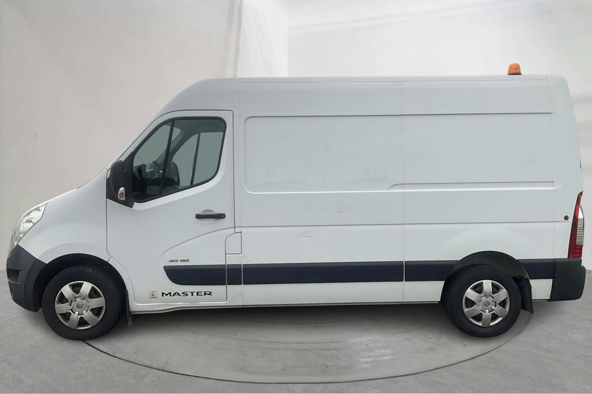 Presentationsfoto 2 av 12: Renault Master 2.3 dCi FAP 2WD (125hk) - 10 795 mil - Manuell - vit - 2014