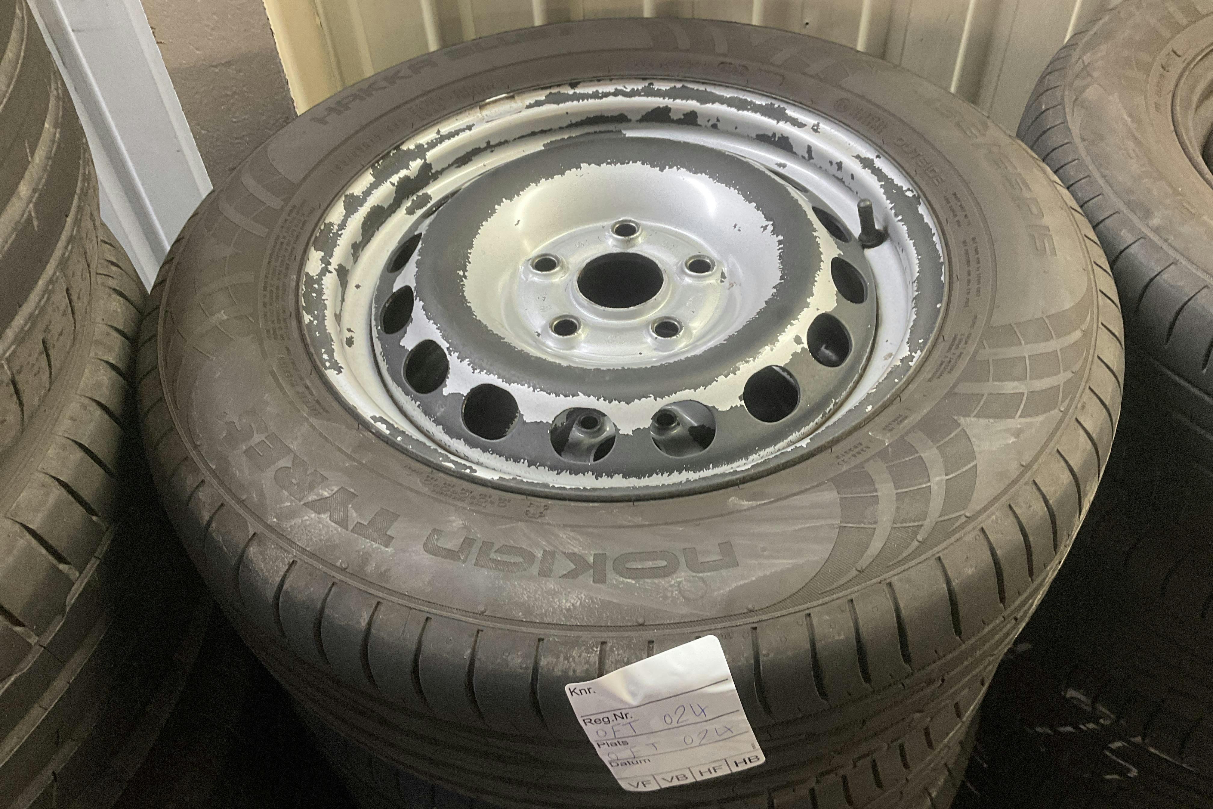 Presentationsfoto 12 av 12: VW Caddy 2.0 TDI Skåp (102hk) - 4 791 mil - Manuell - vit - 2017