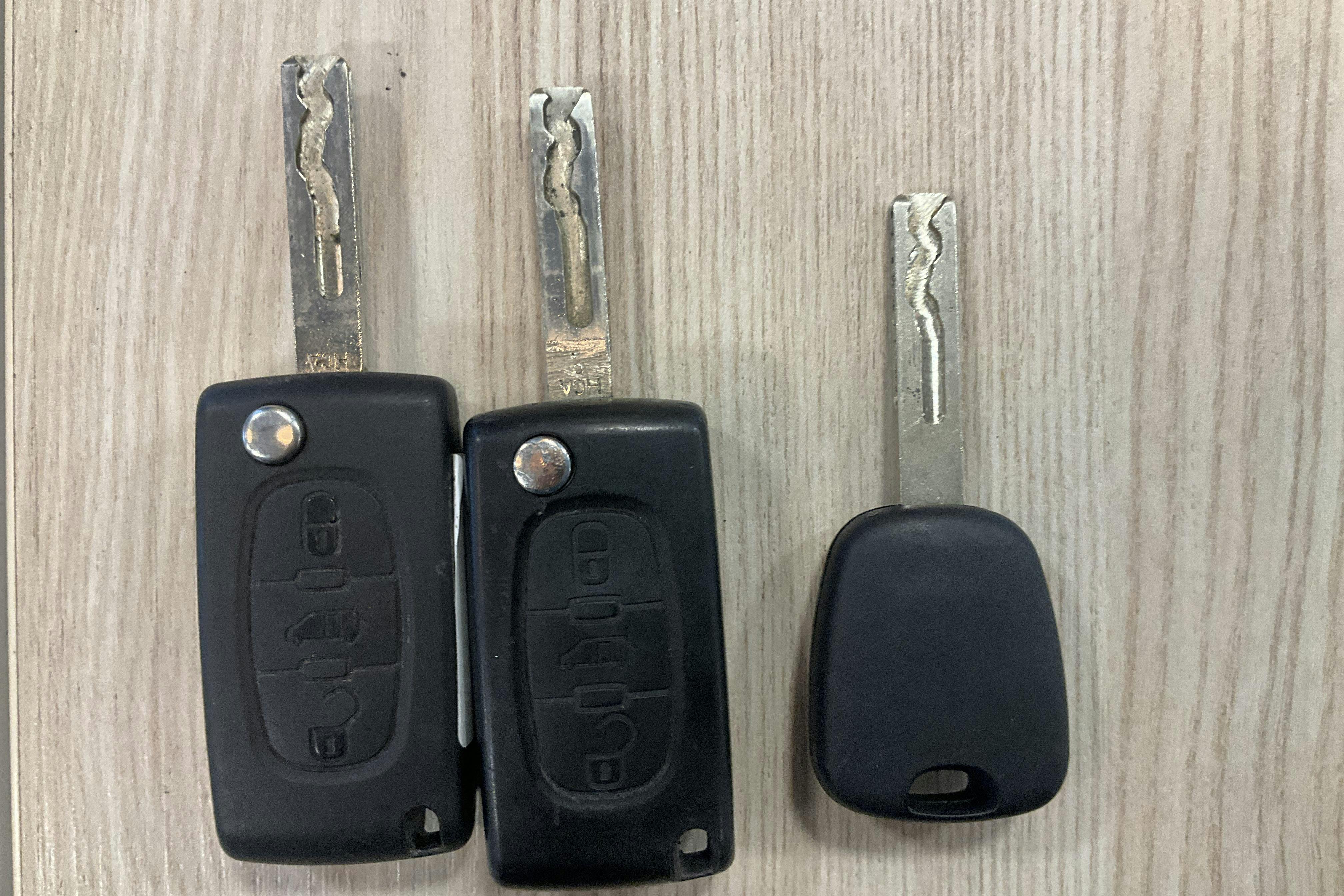 Presentationsfoto 13 av 13: Peugeot Expert 2.0 HDI Skåp (128hk) - 5 964 mil - Manuell - vit - 2016