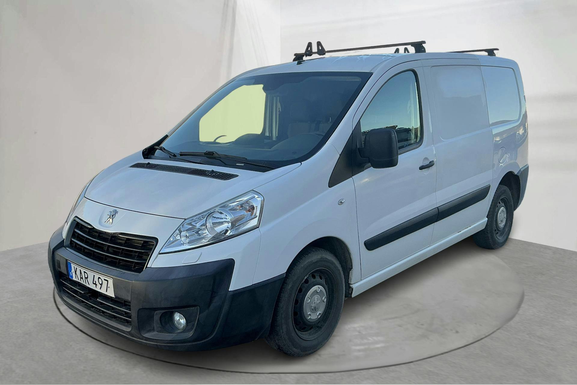 Presentationsfoto 1 av 13: Peugeot Expert 2.0 HDI Skåp (128hk) - 5 964 mil - Manuell - vit - 2016