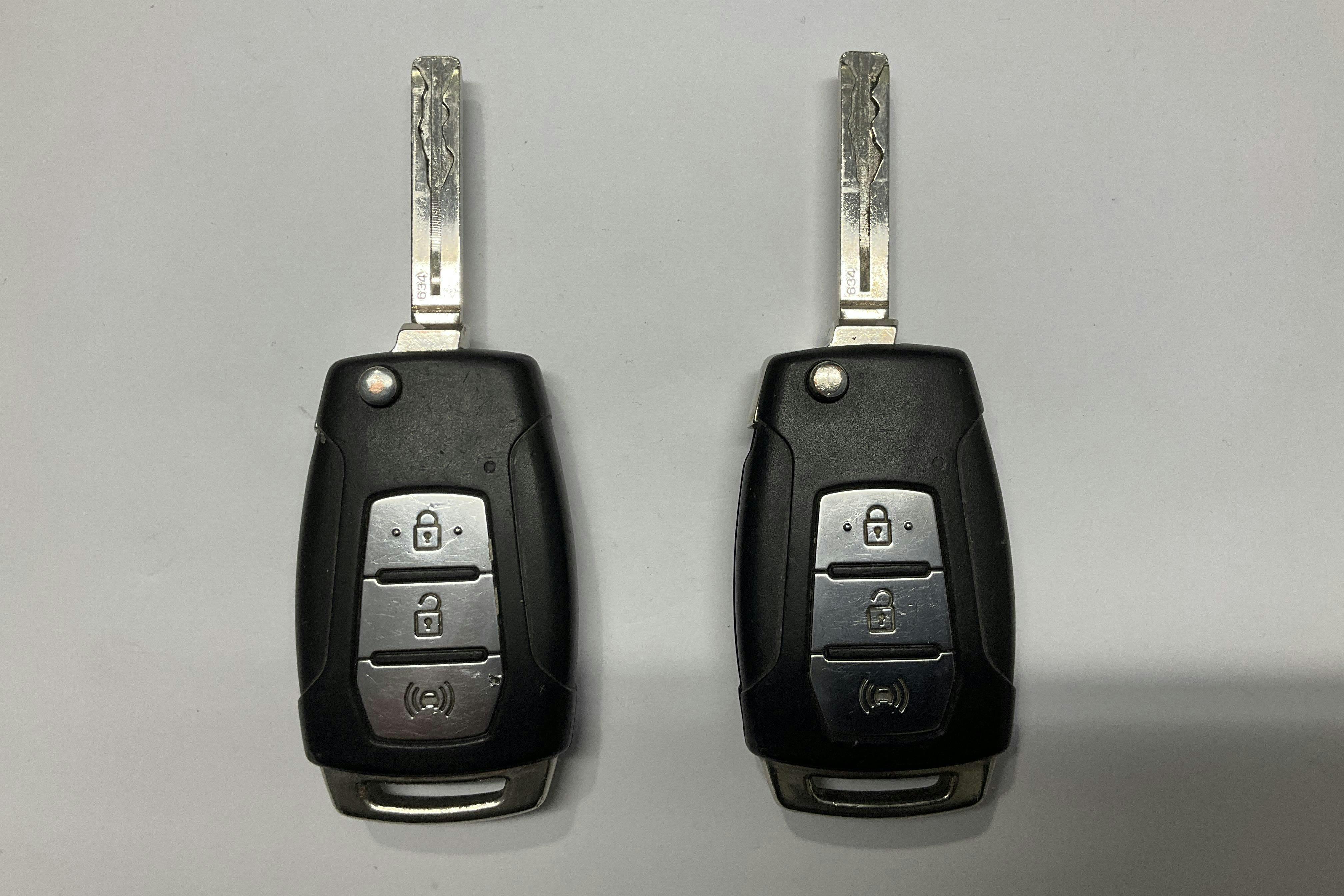 Presentationsfoto 17 av 17: SsangYong Rexton 2.2 XDi 4WD (178hk) - 21 369 mil - Automat - vit - 2016