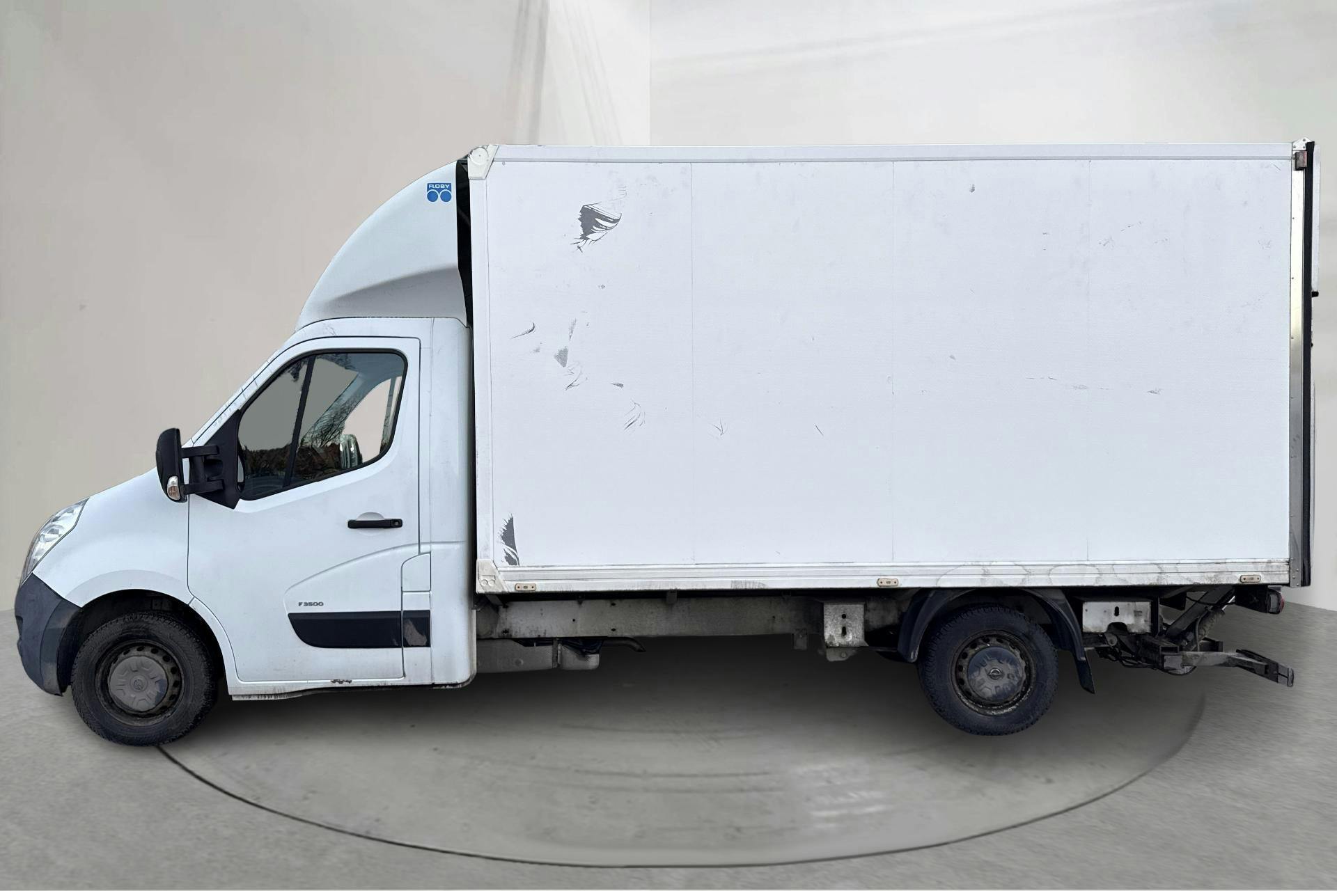 Presentationsfoto 2 av 14: Opel Movano 2.3 CDTI 2WD Volymskåp (125hk) - 11 346 mil - Manuell - vit - 2011