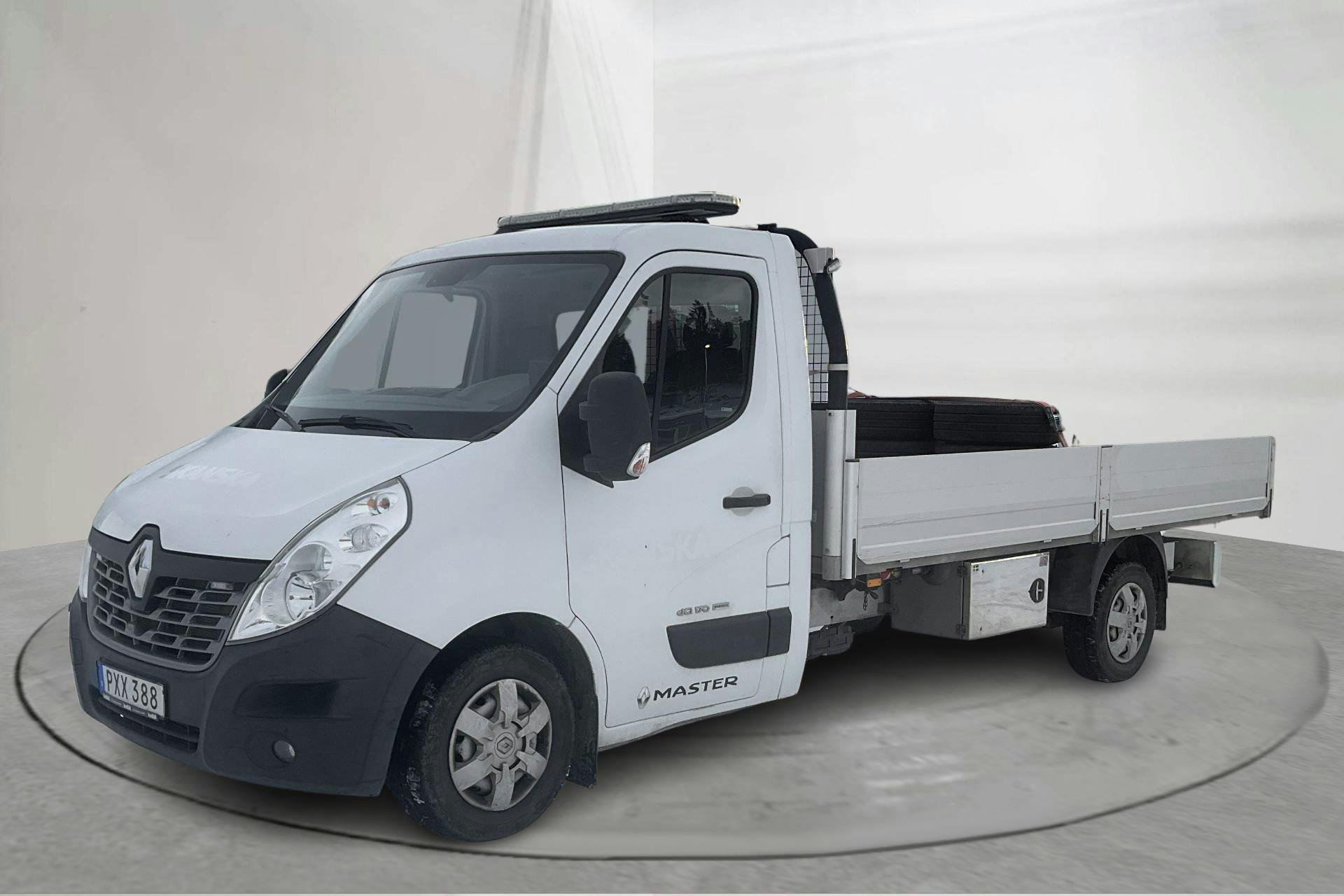 Presentation photo 1 of 15: Renault Master 2.3 dCi Pickup/Chassi 2WD (170hk) - 76 170 km - Manual - white - 2017