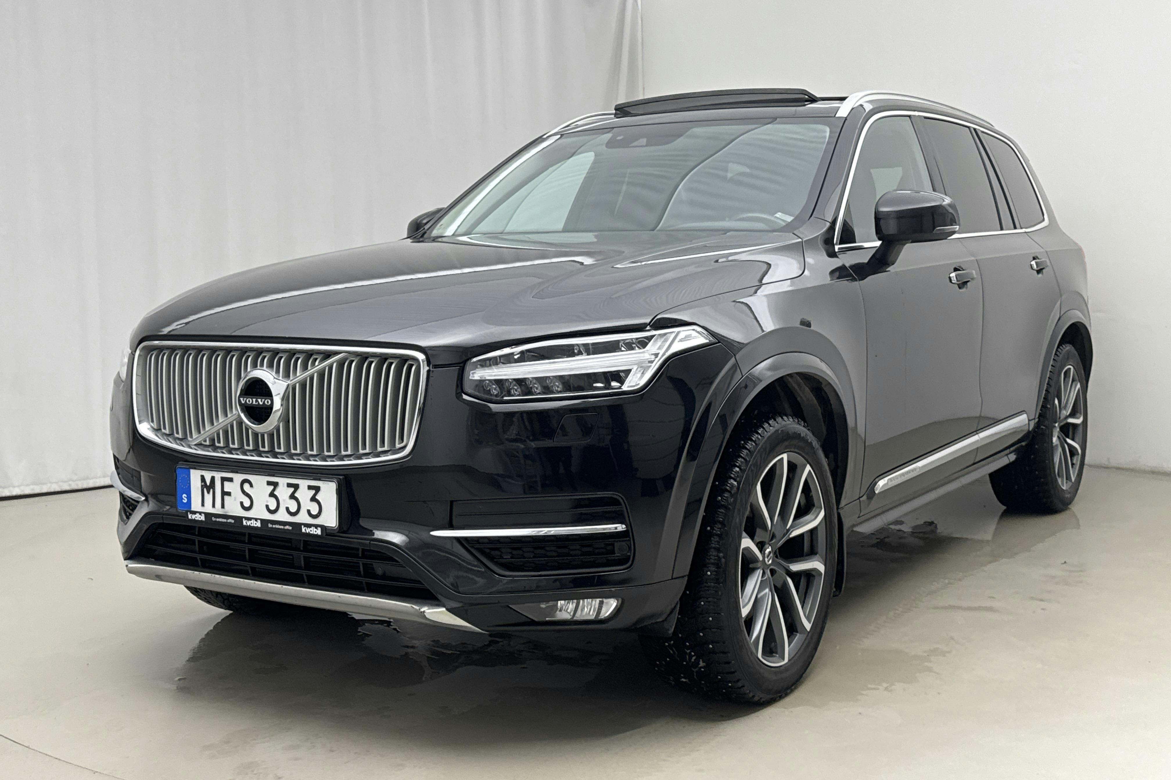 Presentationsfoto 1 av 25: Volvo XC90 D5 AWD (235hk) - 14 668 mil - Automat - svart - 2018