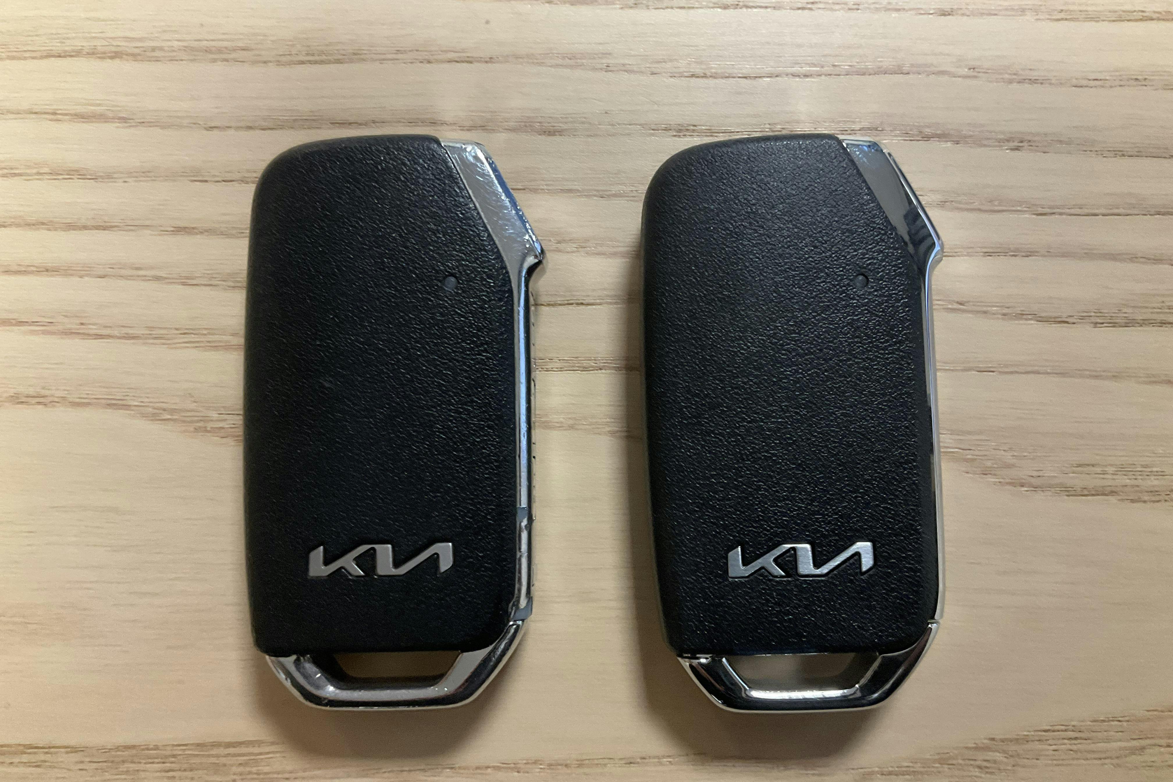 Präsentationsfoto 17 von 17: KIA Niro EV 65kWh (204hk) - 100 620 Kilometer - Verkaufsautomat - Weiß - 2023