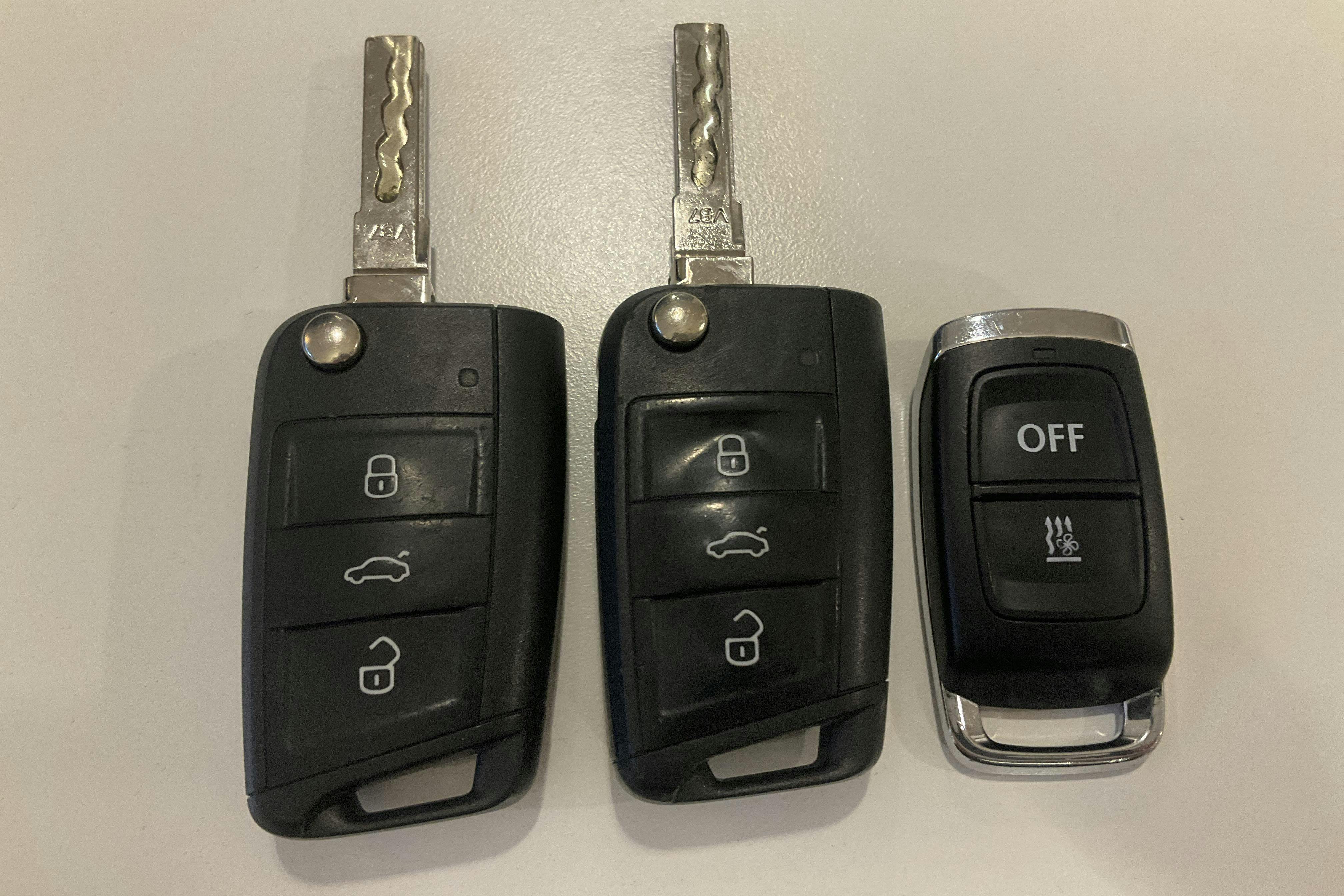 Presentation photo 18 of 18: Skoda Octavia III 1.0 TSI Combi (115hk) - 105 510 km - Automatic - white - 2019